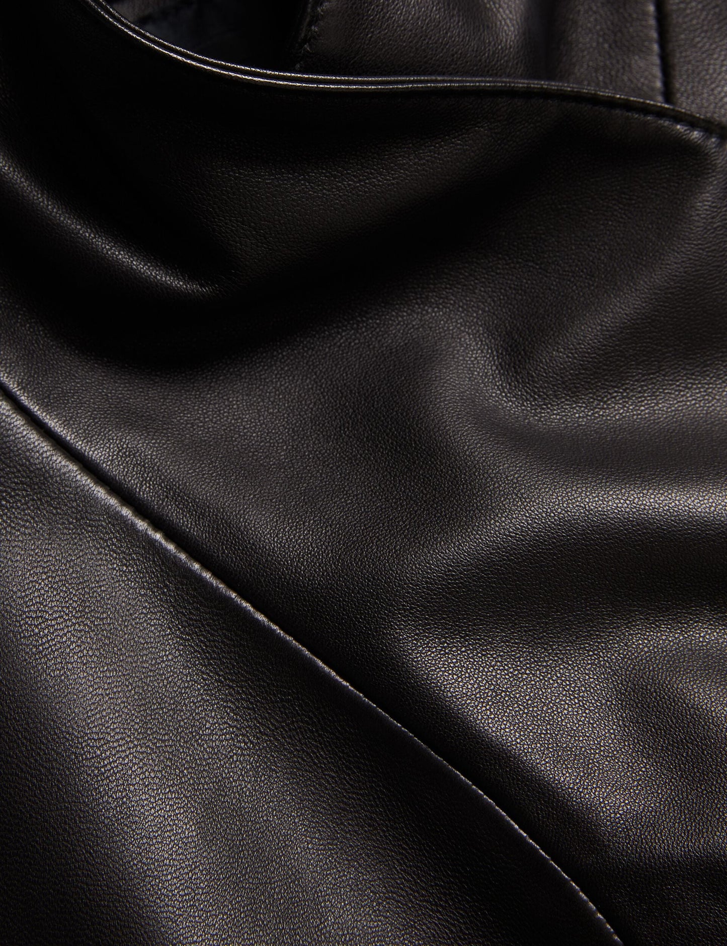 RIYOZE | BLACK