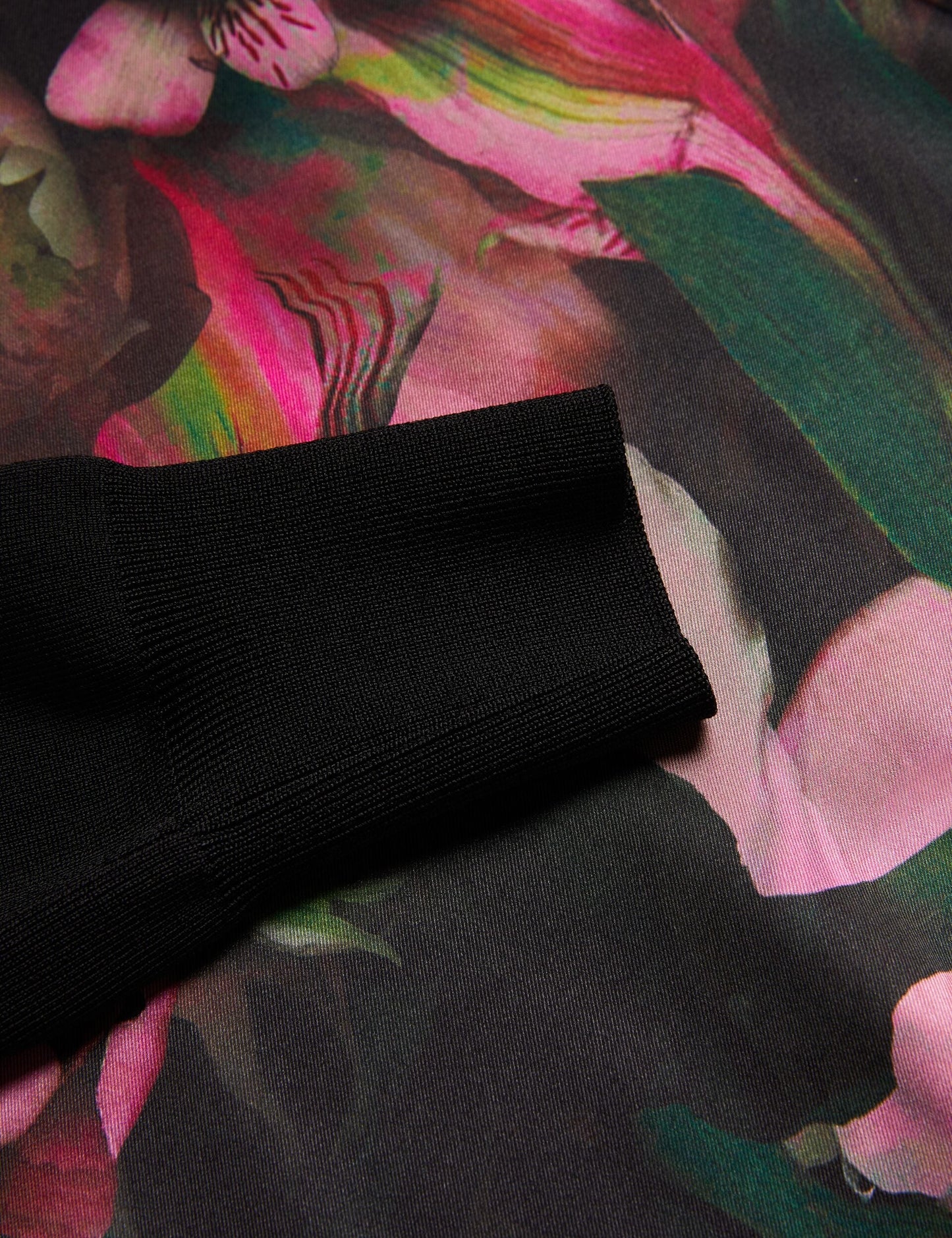 TABITHR | BLACK
