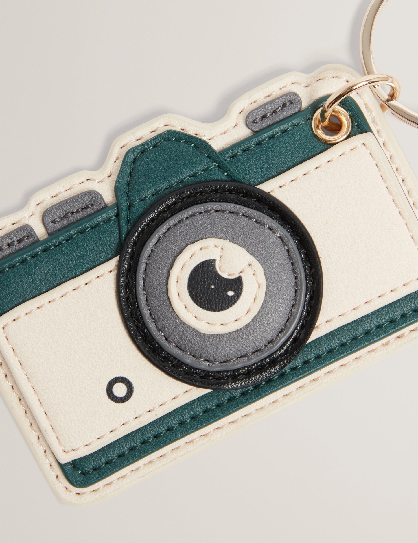 CAMERAA | GREEN