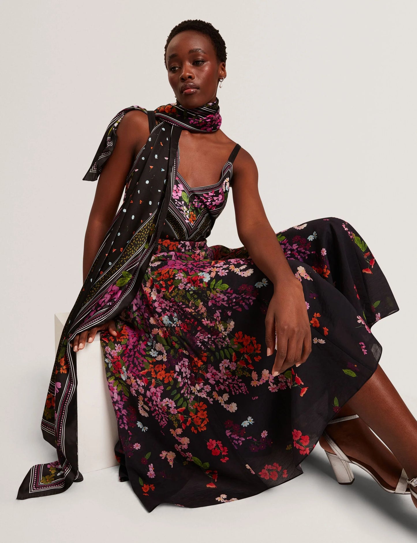 AZHA | BLACK
