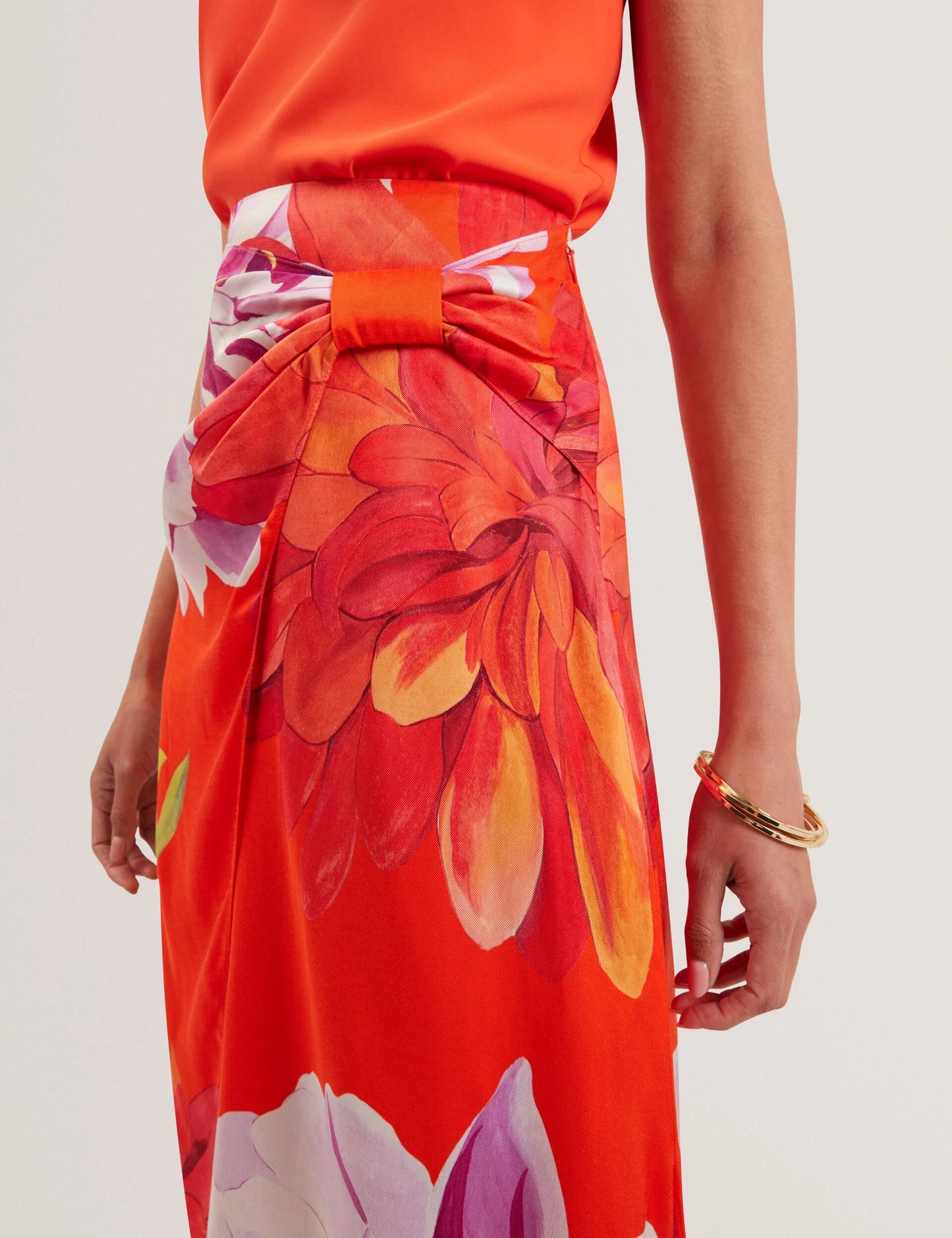 NEOA | ORANGE