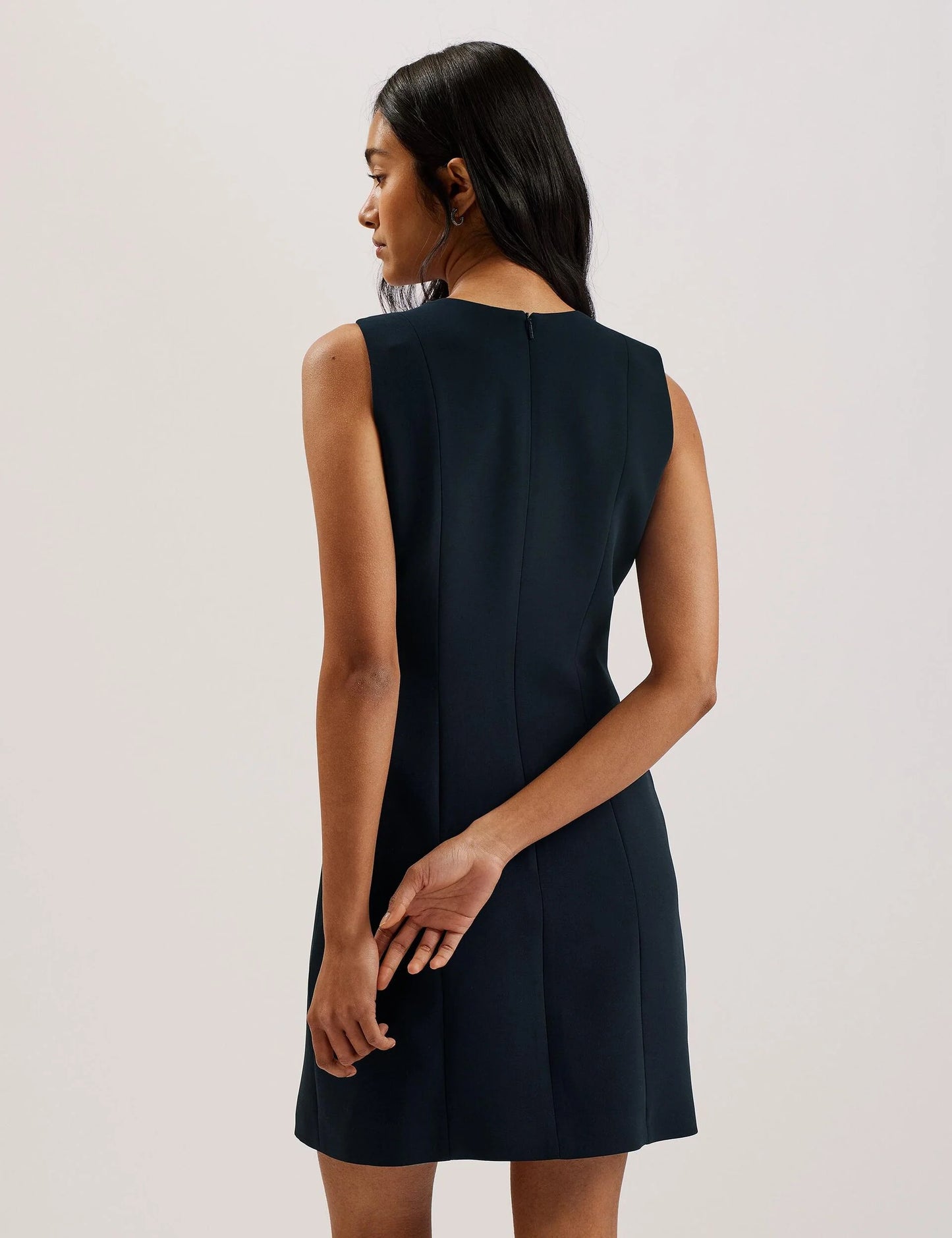 SORRAL | BLACK