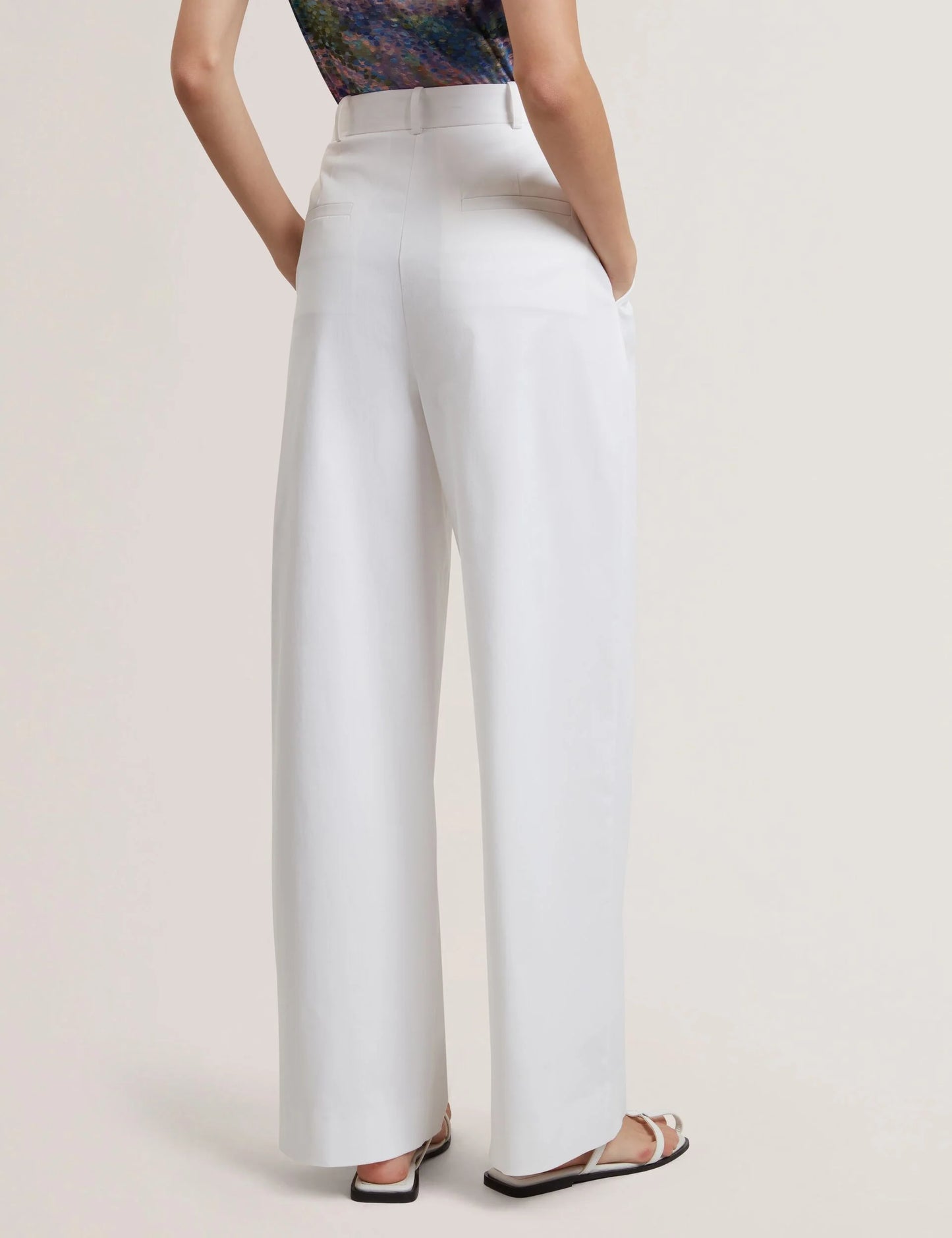 ZOZIA | WHITE