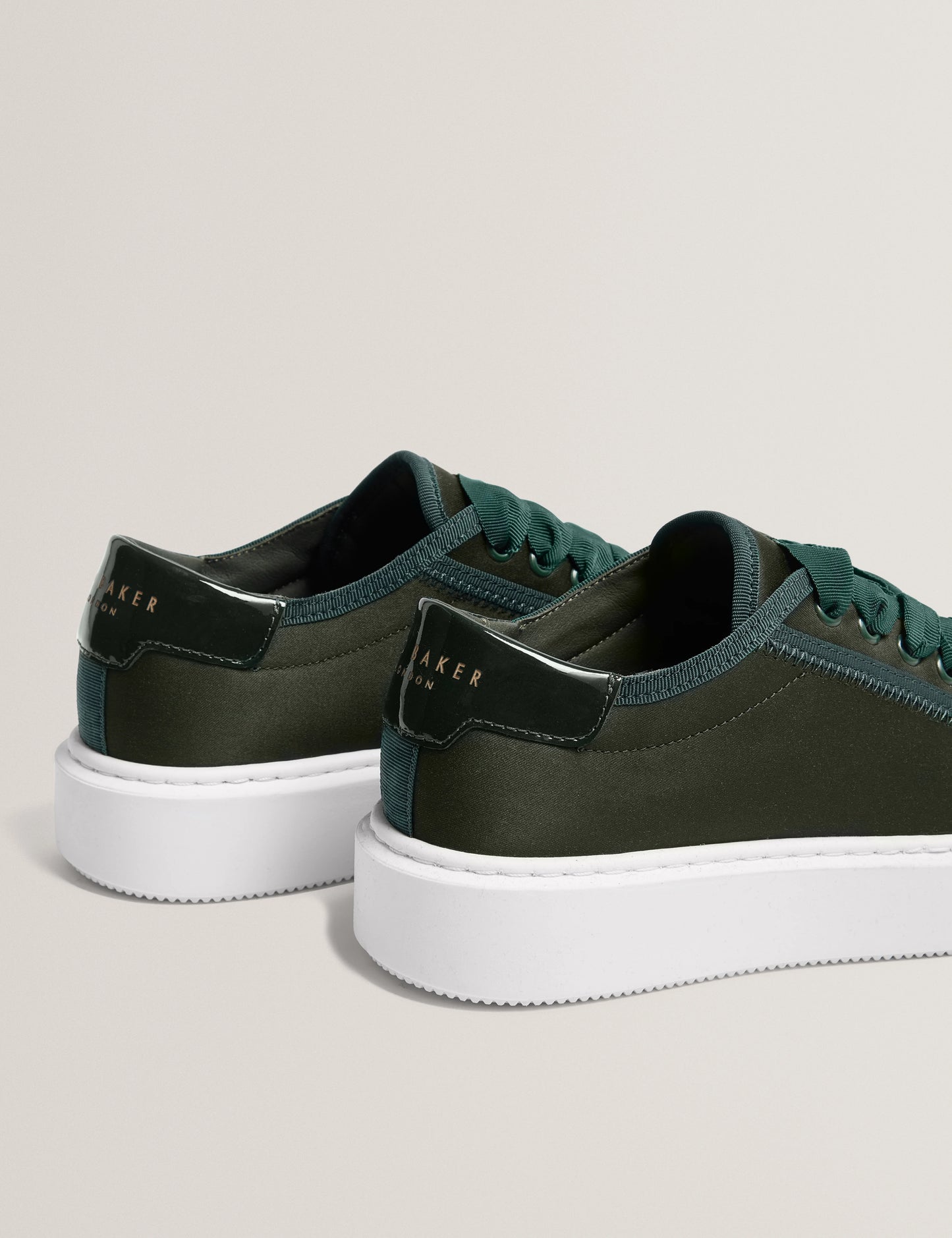 ZAIINA | GREEN