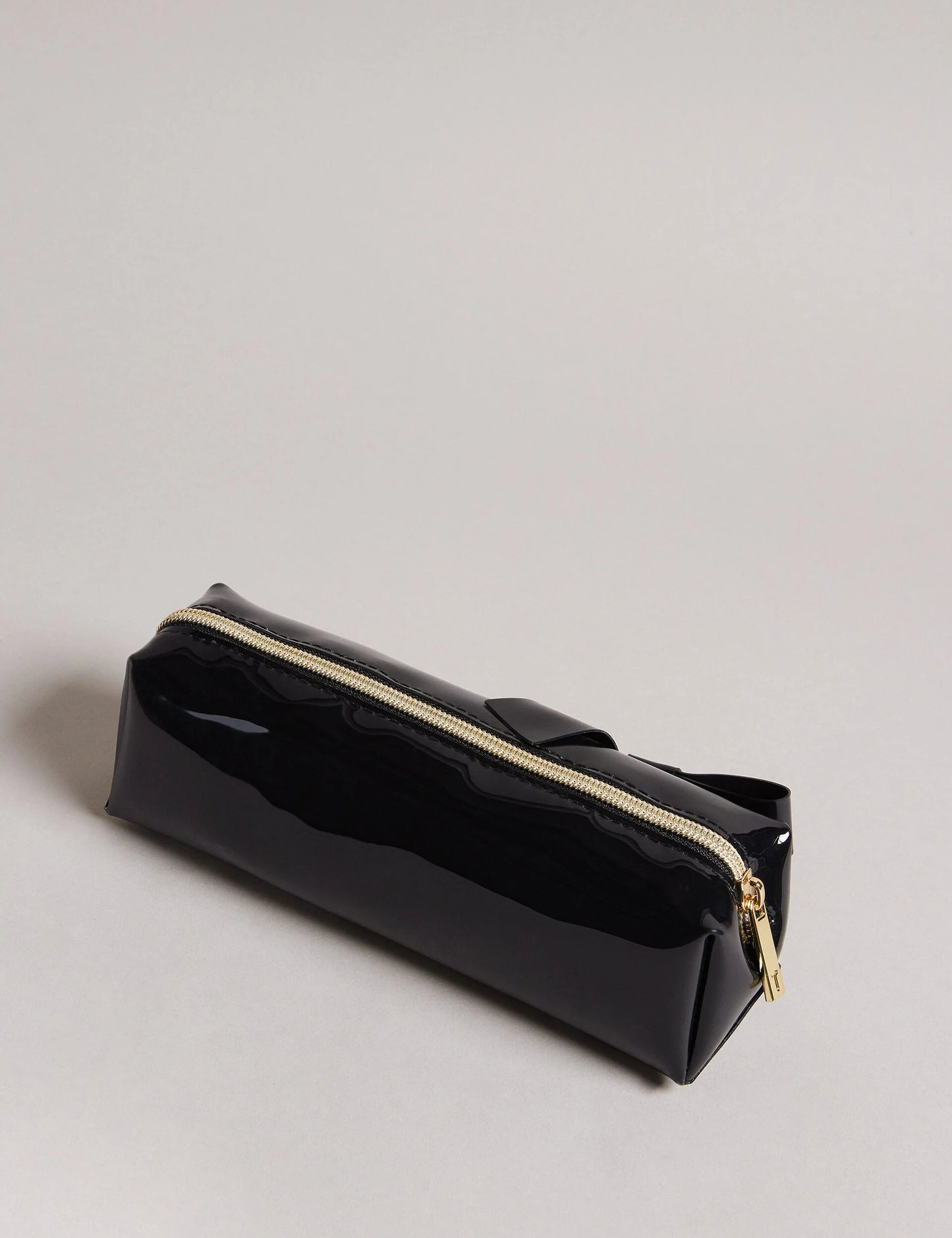 NIKARA | BLACK
