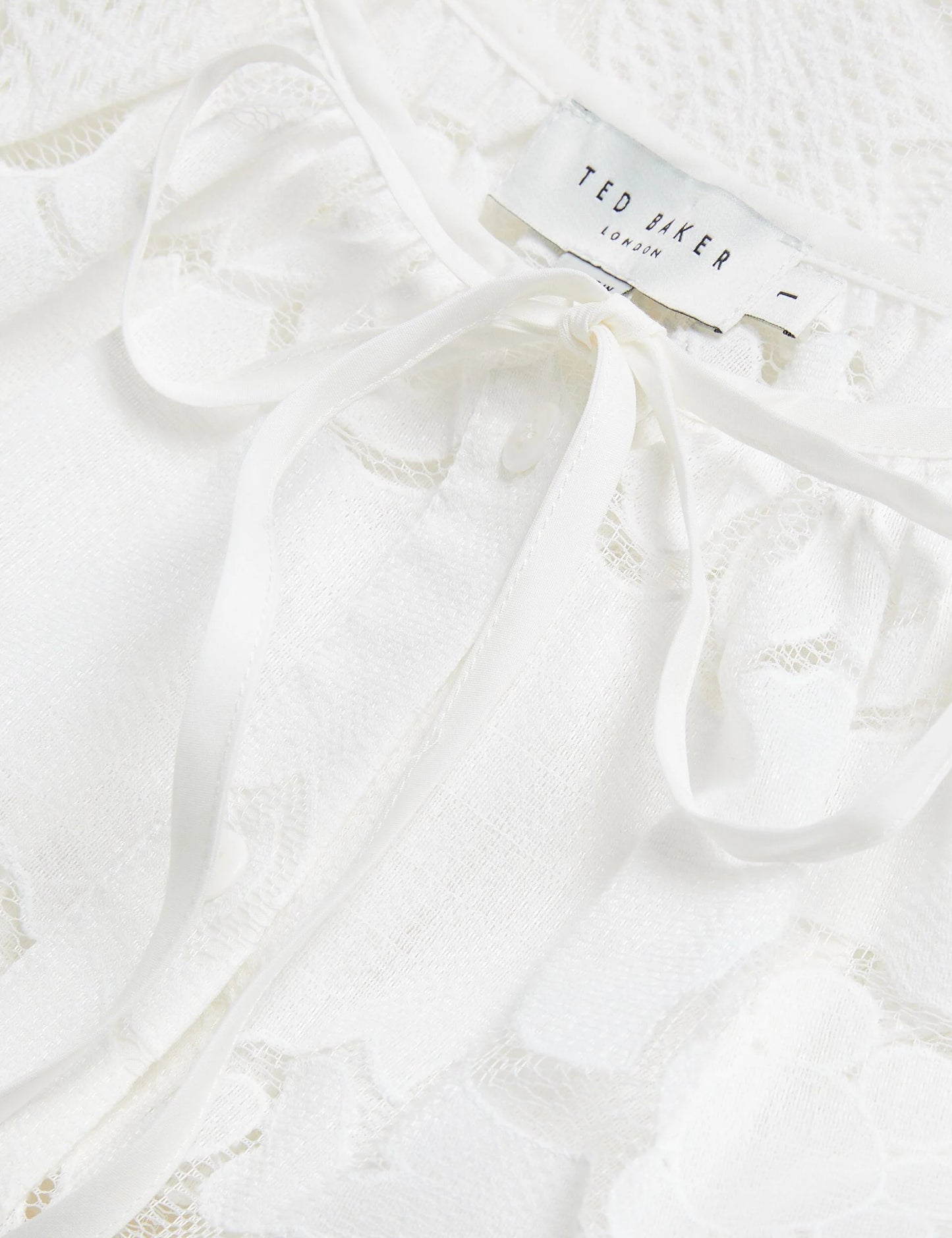 BACINA | WHITE
