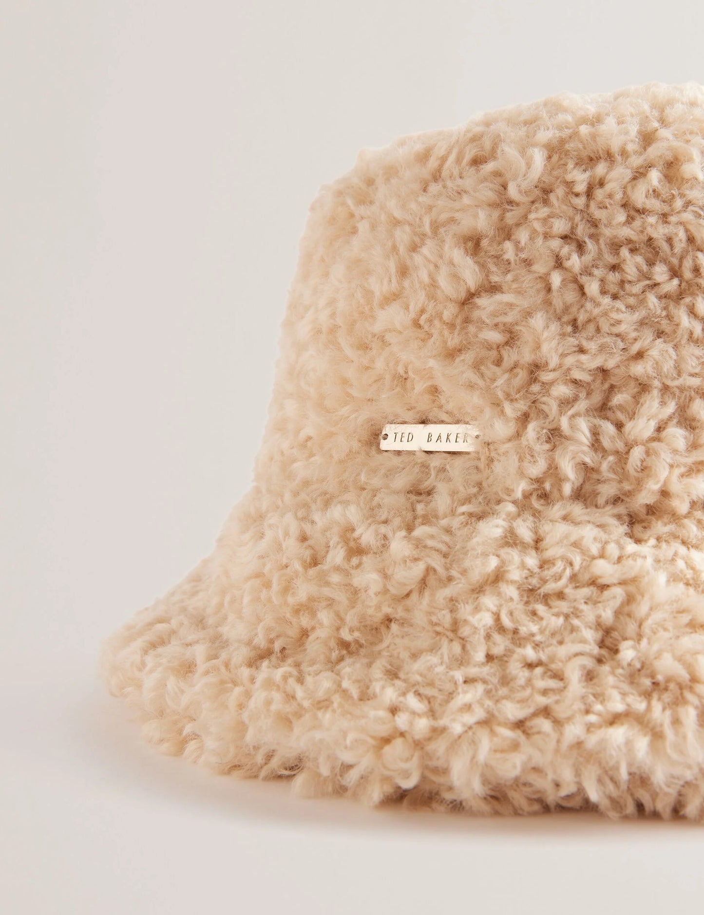 FLUFFYI | NATURAL
