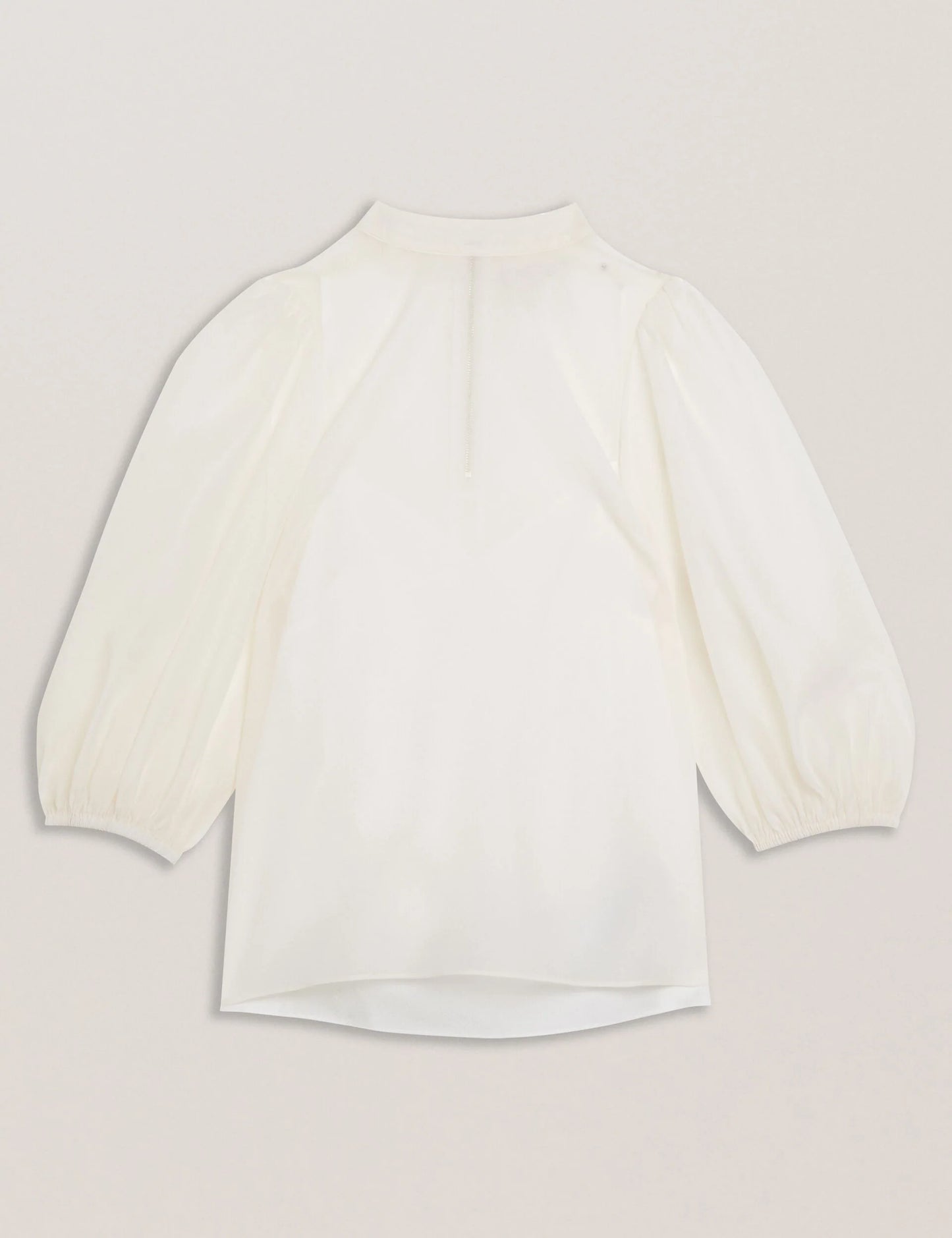 FRIAS | IVORY