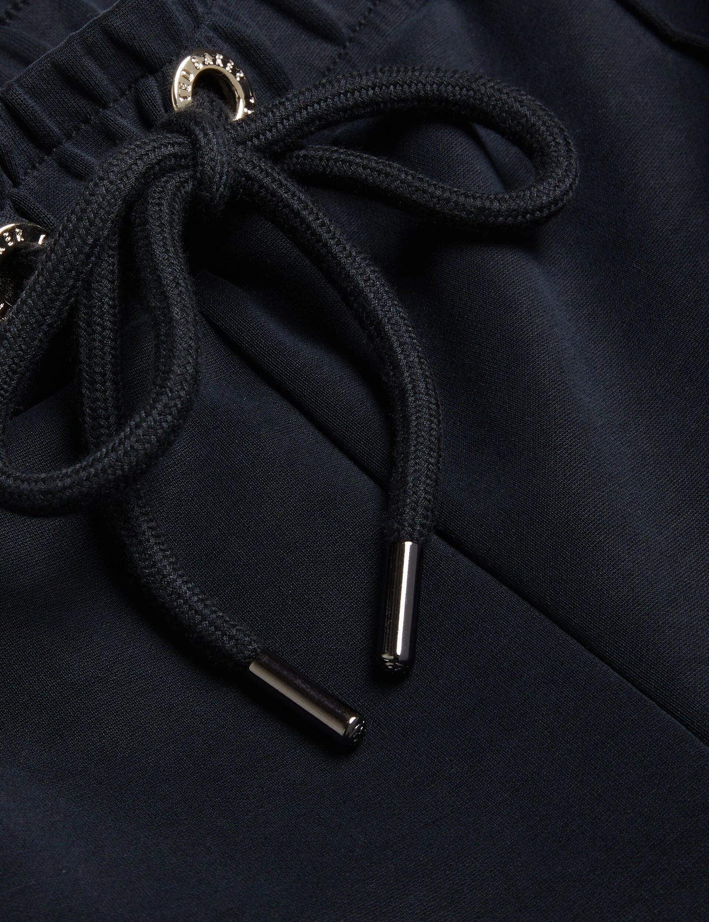 NOWELLL | BLACK