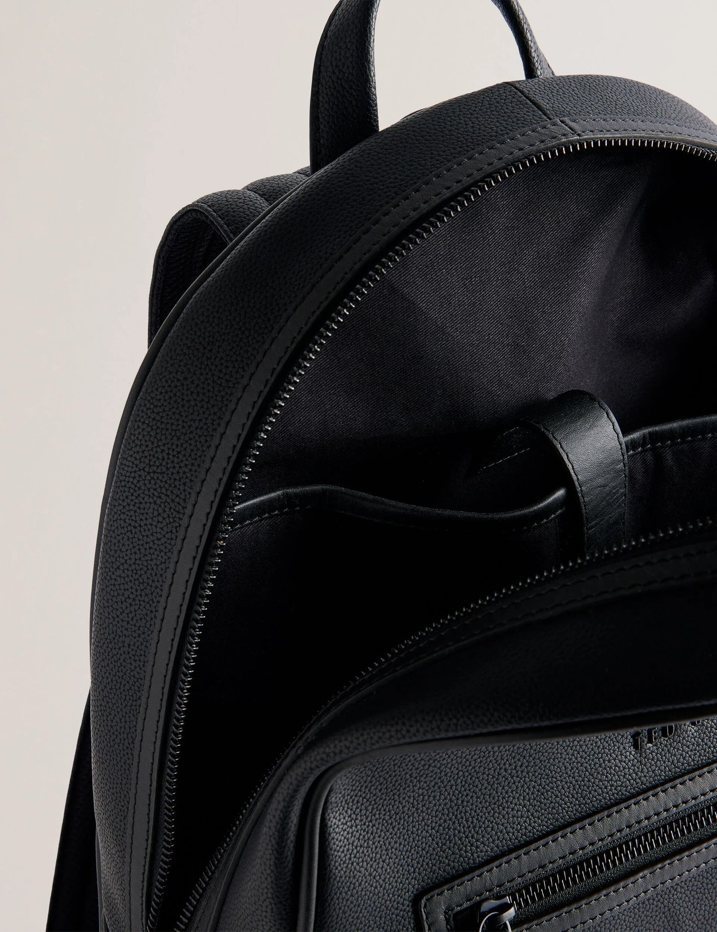 LANSEN | BLACK
