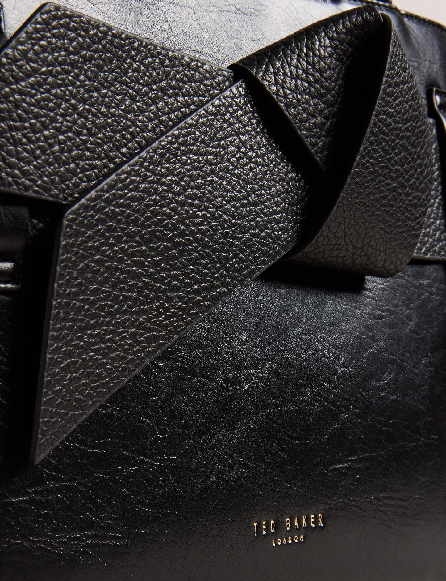 JIMSA | JET-BLACK