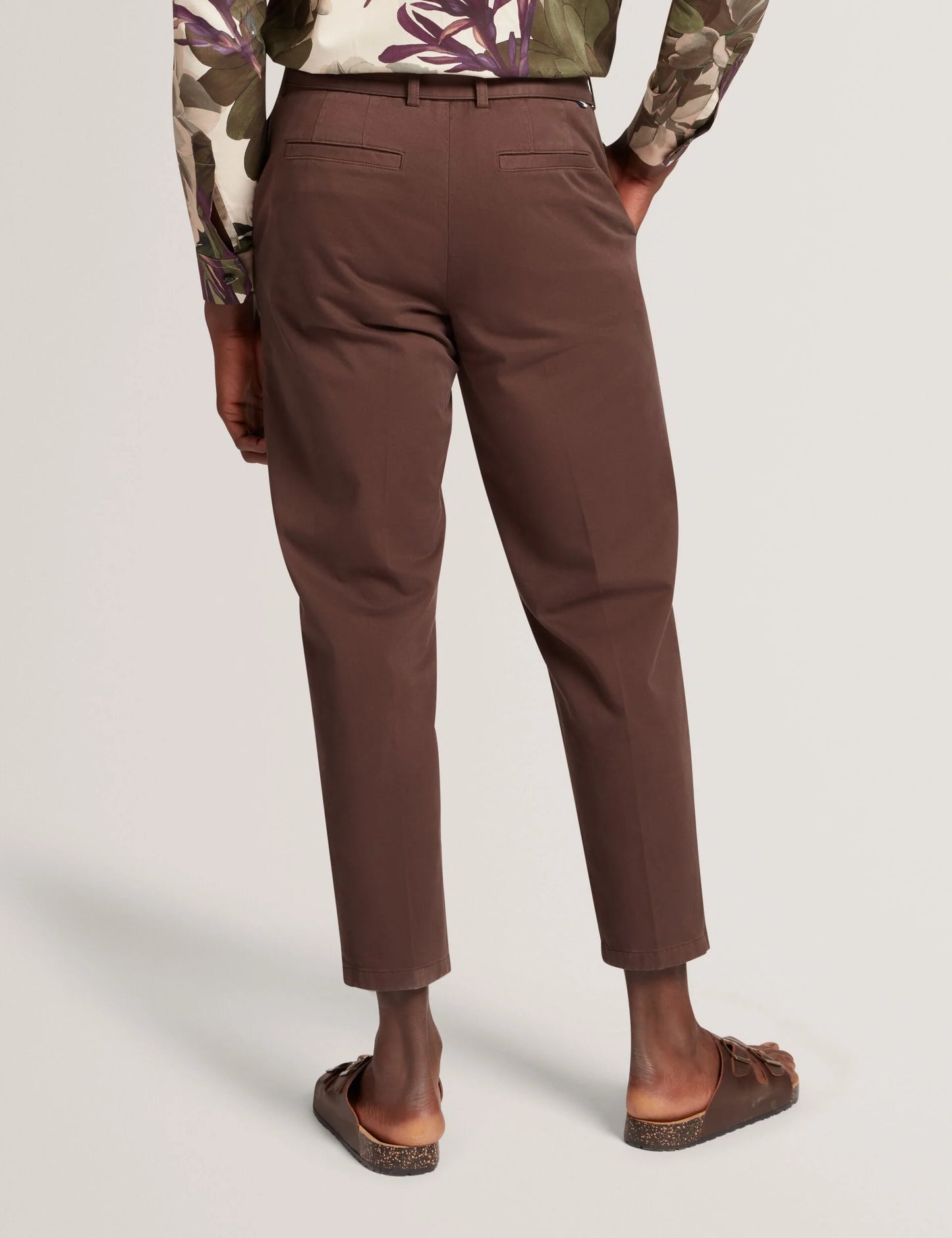 ARMODO | DK-BROWN