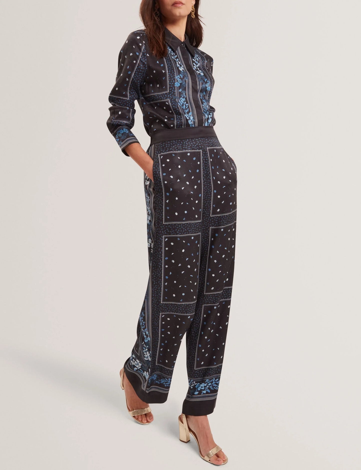 BRANI | BLACK