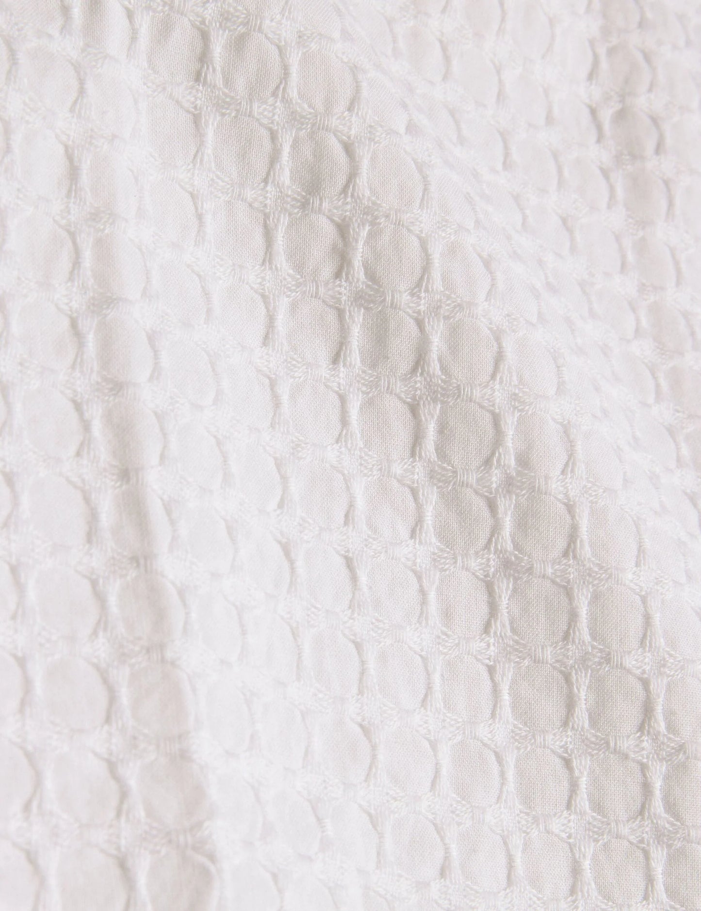 OISE | WHITE
