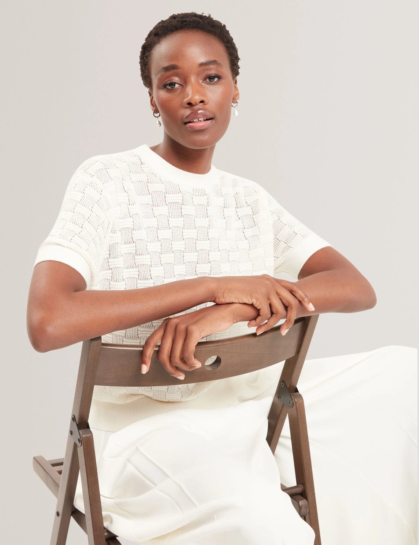 EMETA | WHITE