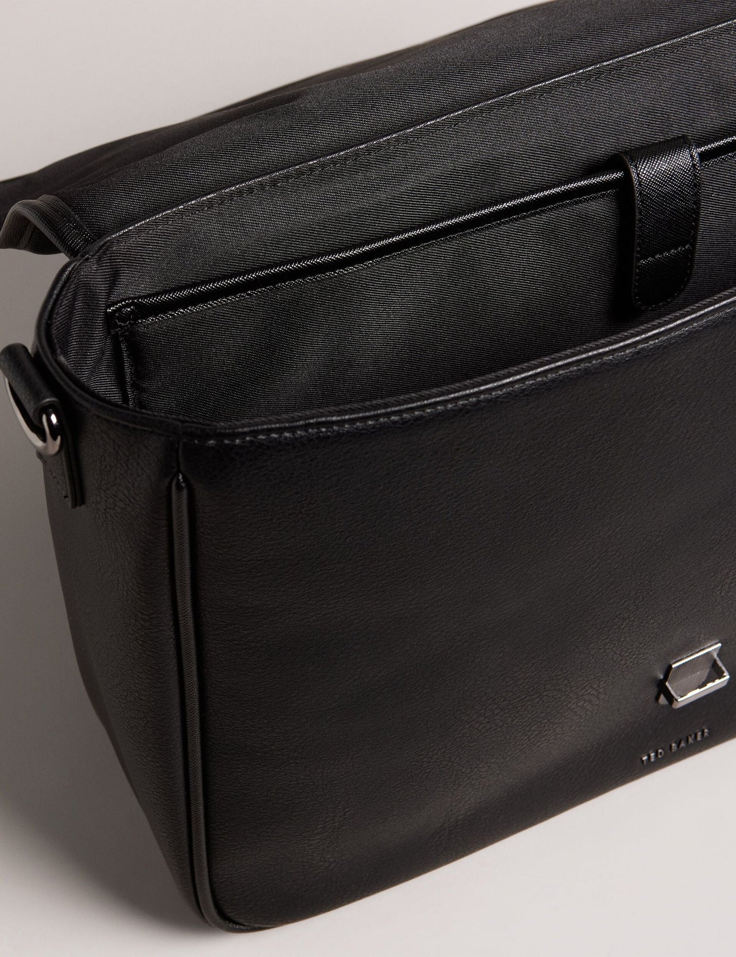WAYVEES | BLACK