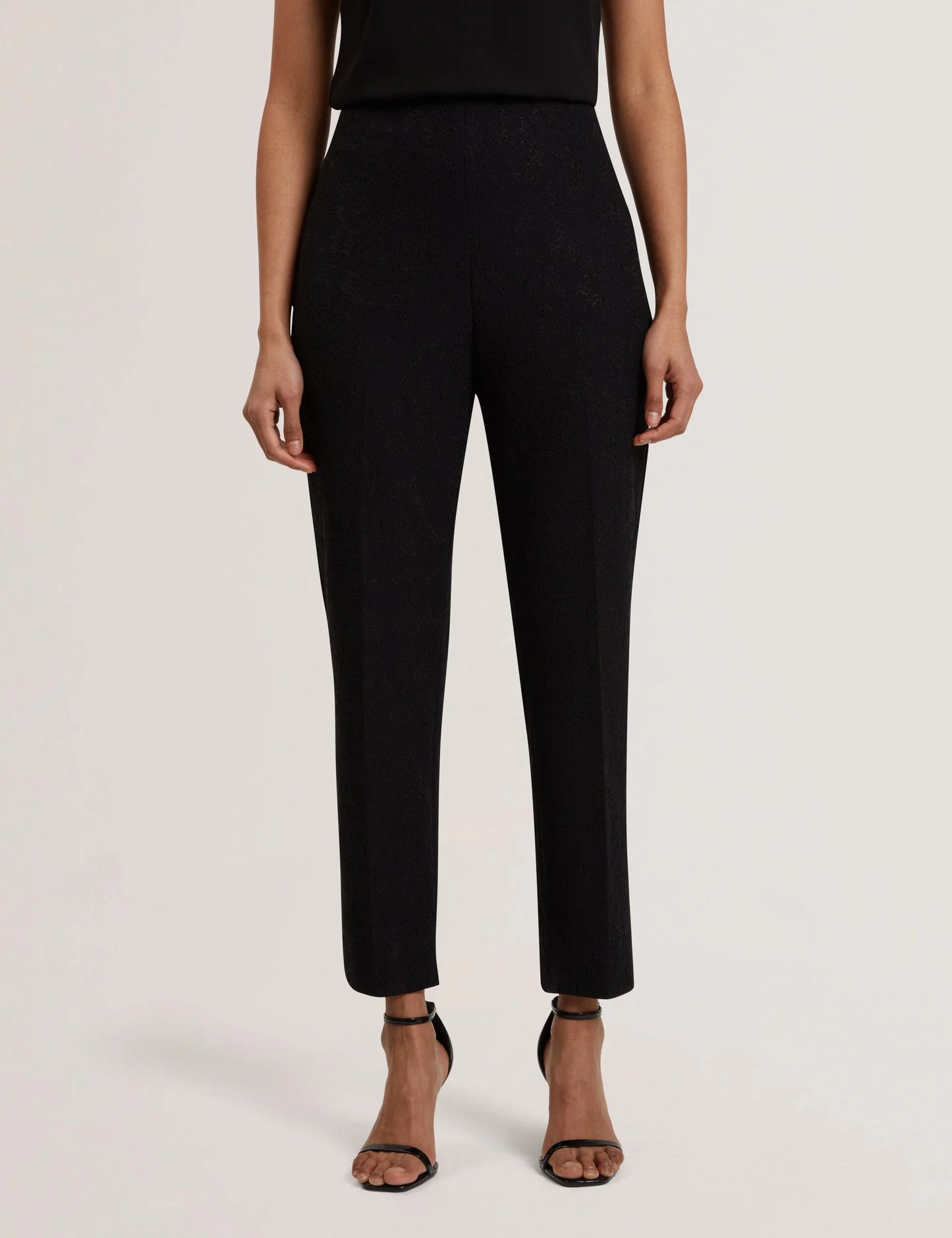 MERIOT | BLACK