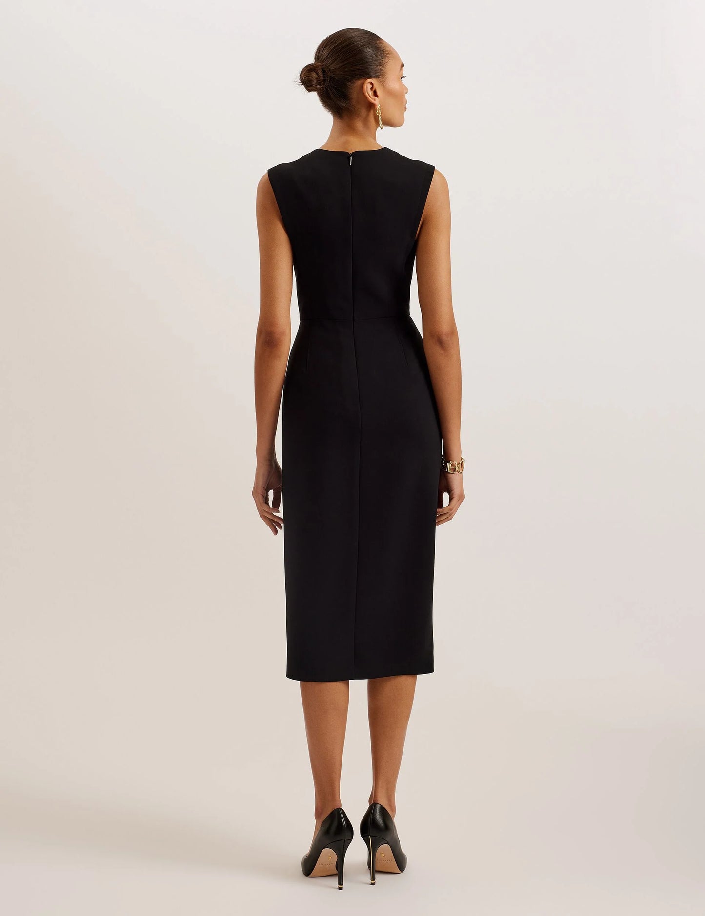 MANABDL | BLACK