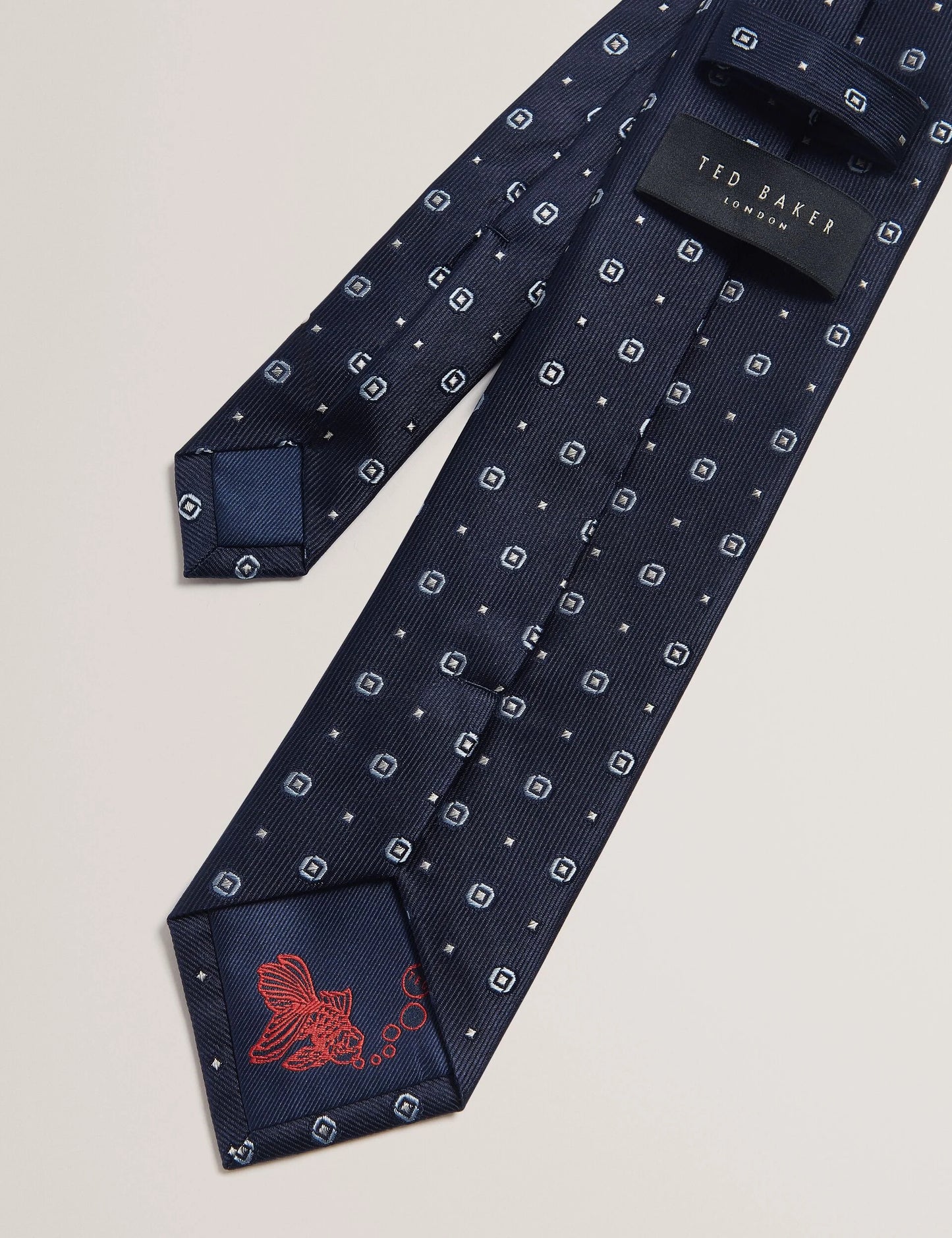 STEEPLE | NAVY