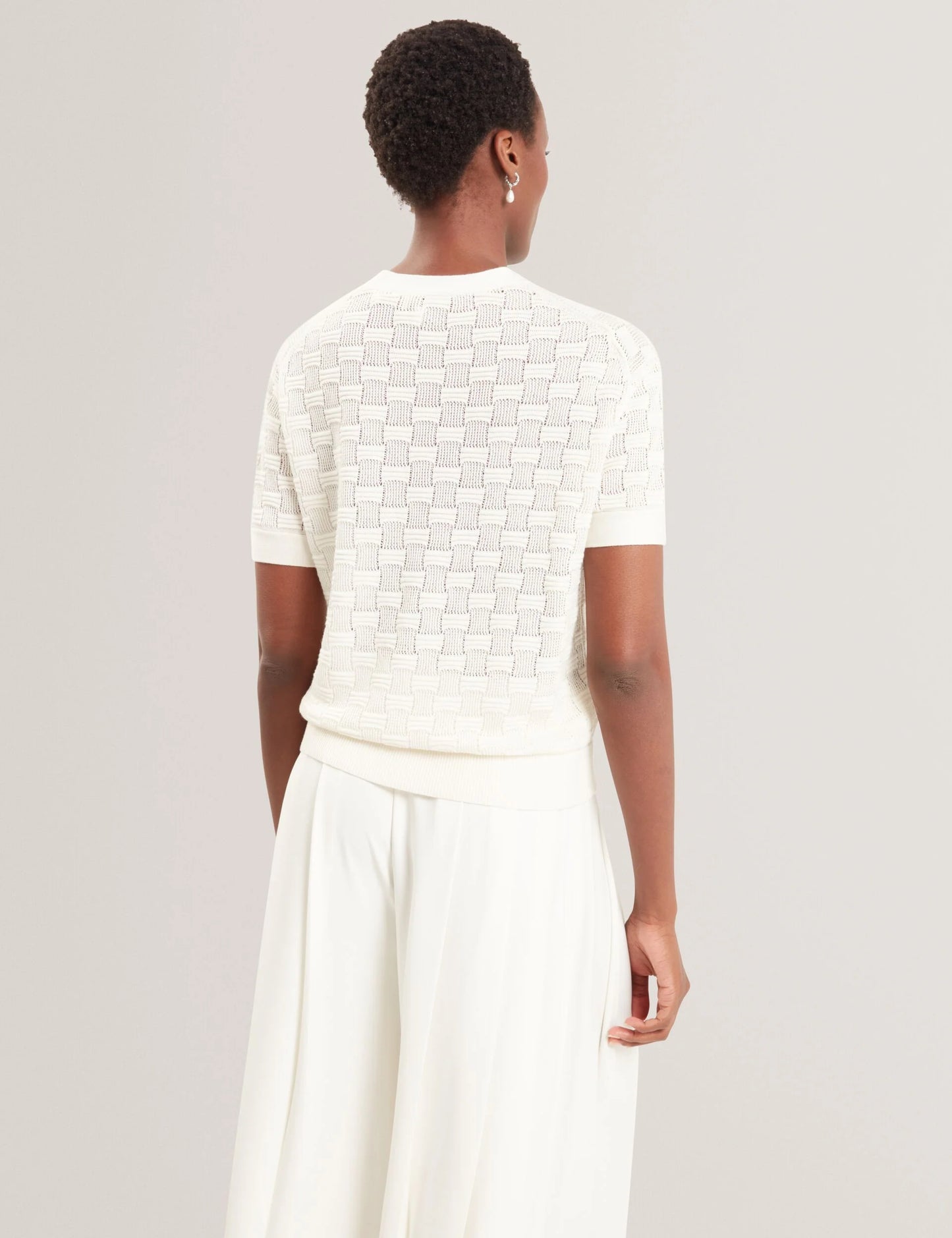 EMETA | WHITE