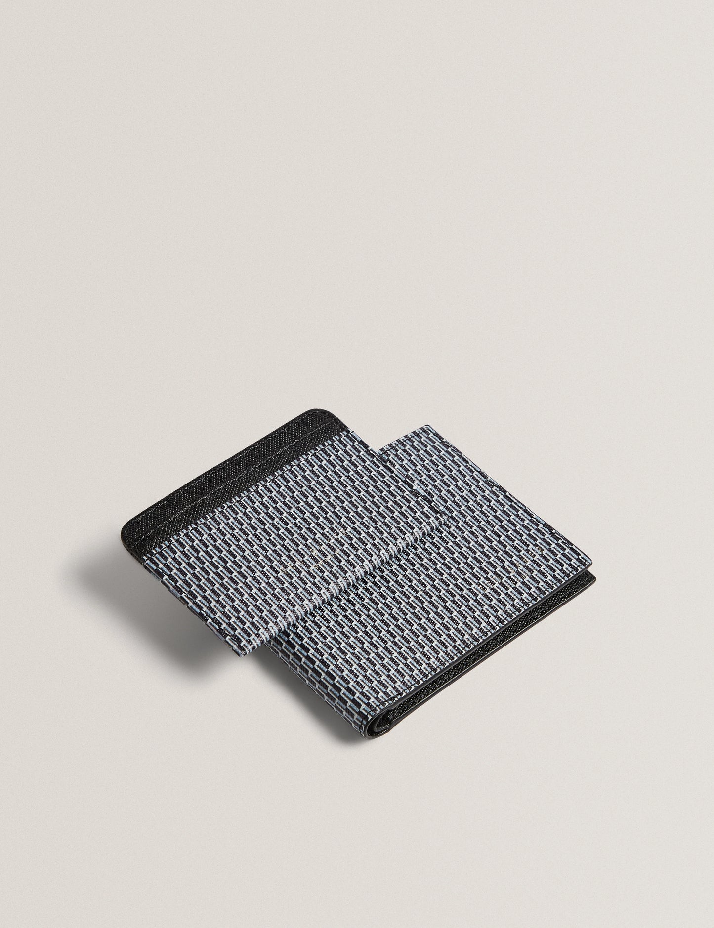 BECCKET | BLACK