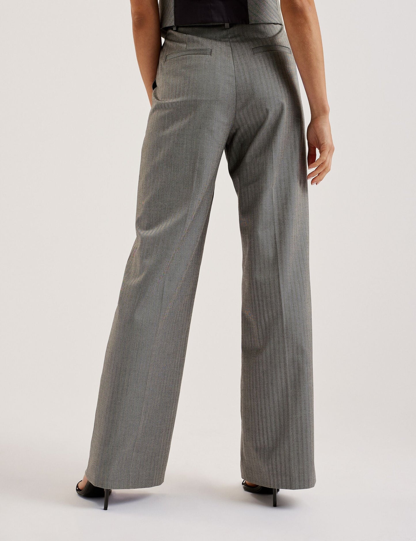 KOAT | DK-GREY