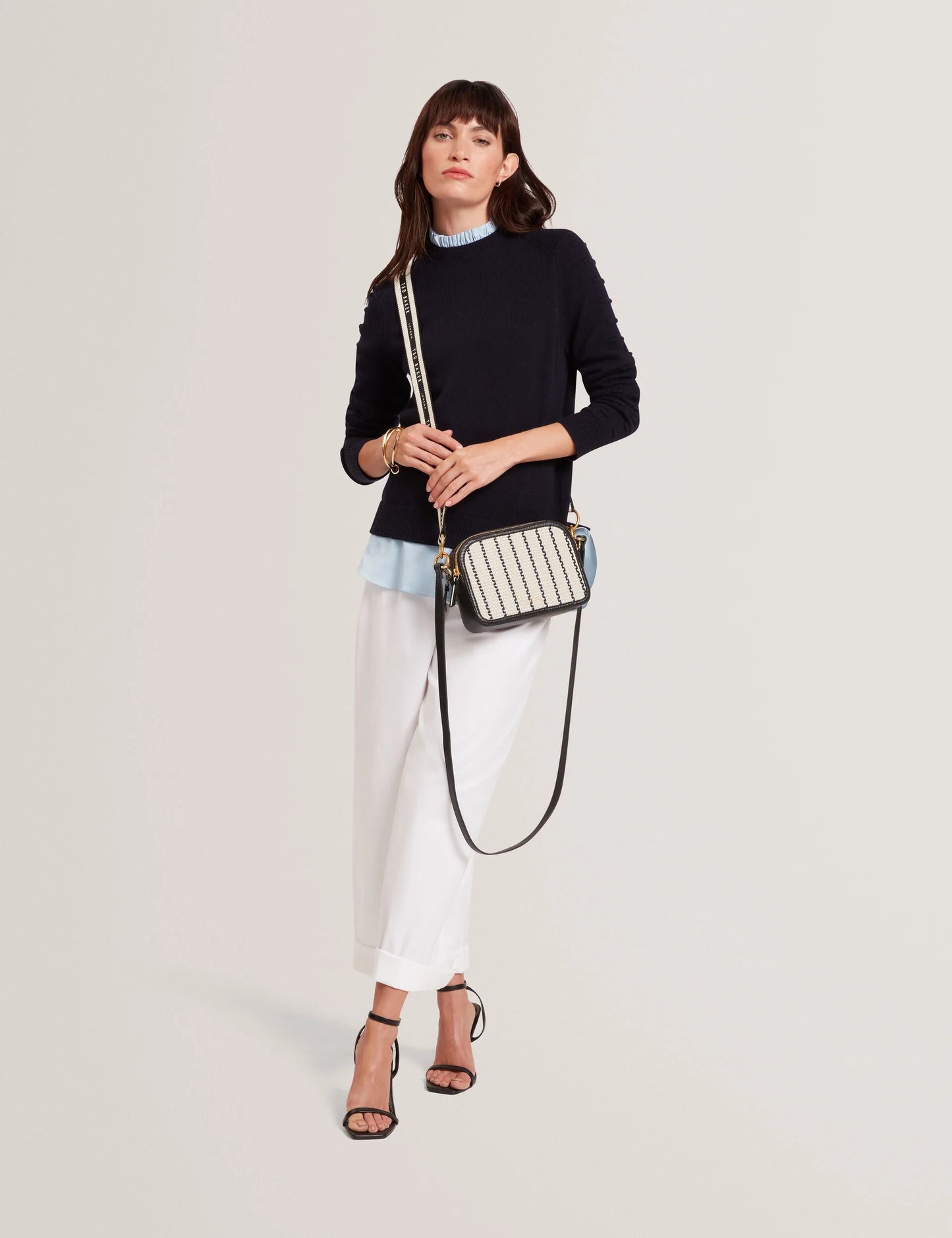 RIVEA | BLACK
