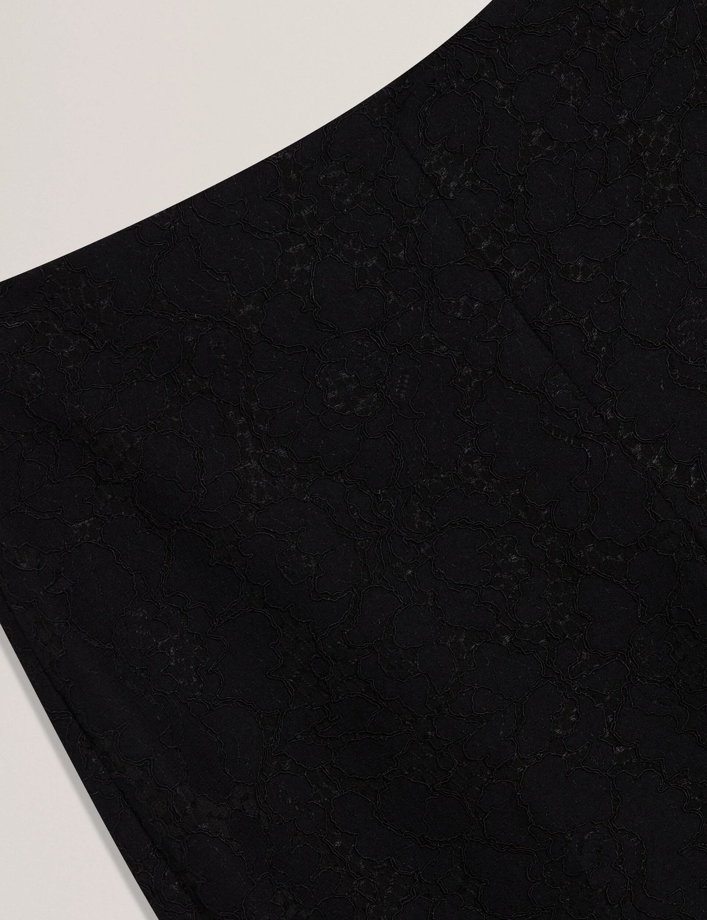 MERIOT | BLACK