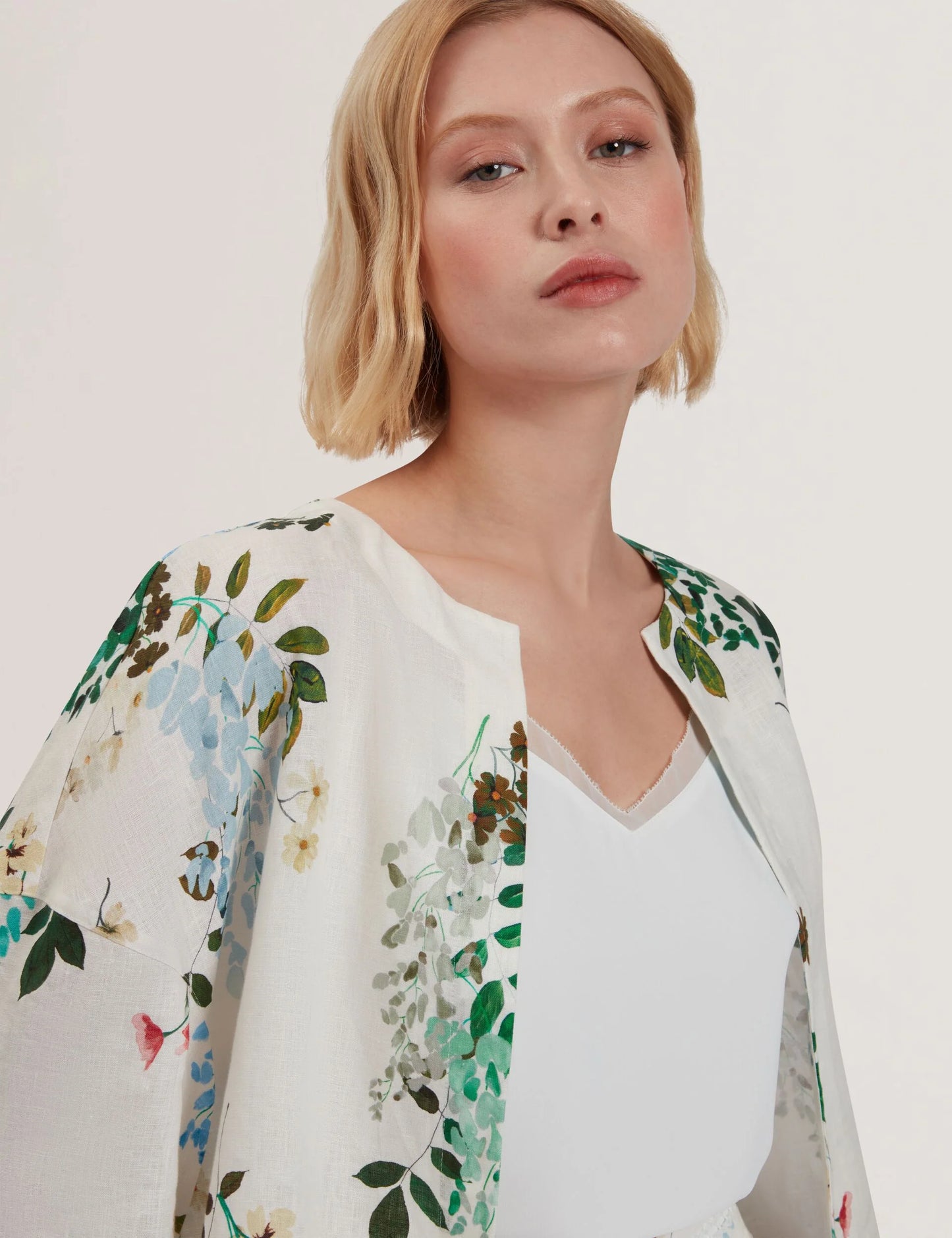 KALNA | WHITE