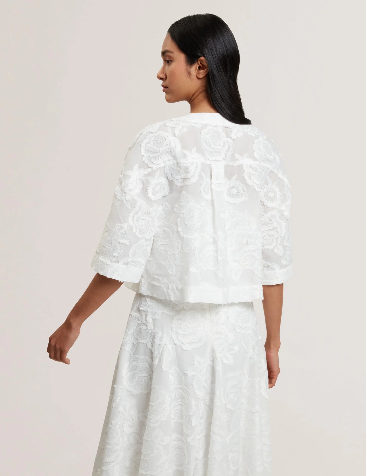 FAELA | WHITE