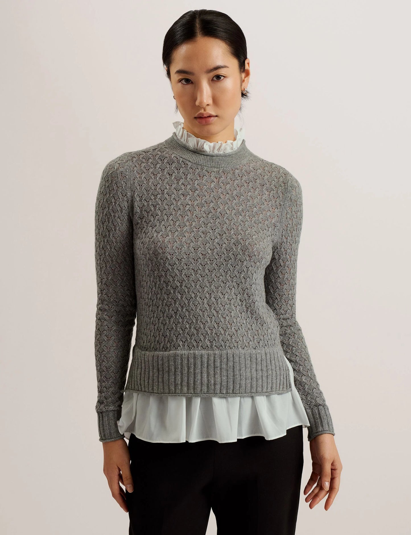 HOLINAS | GREY