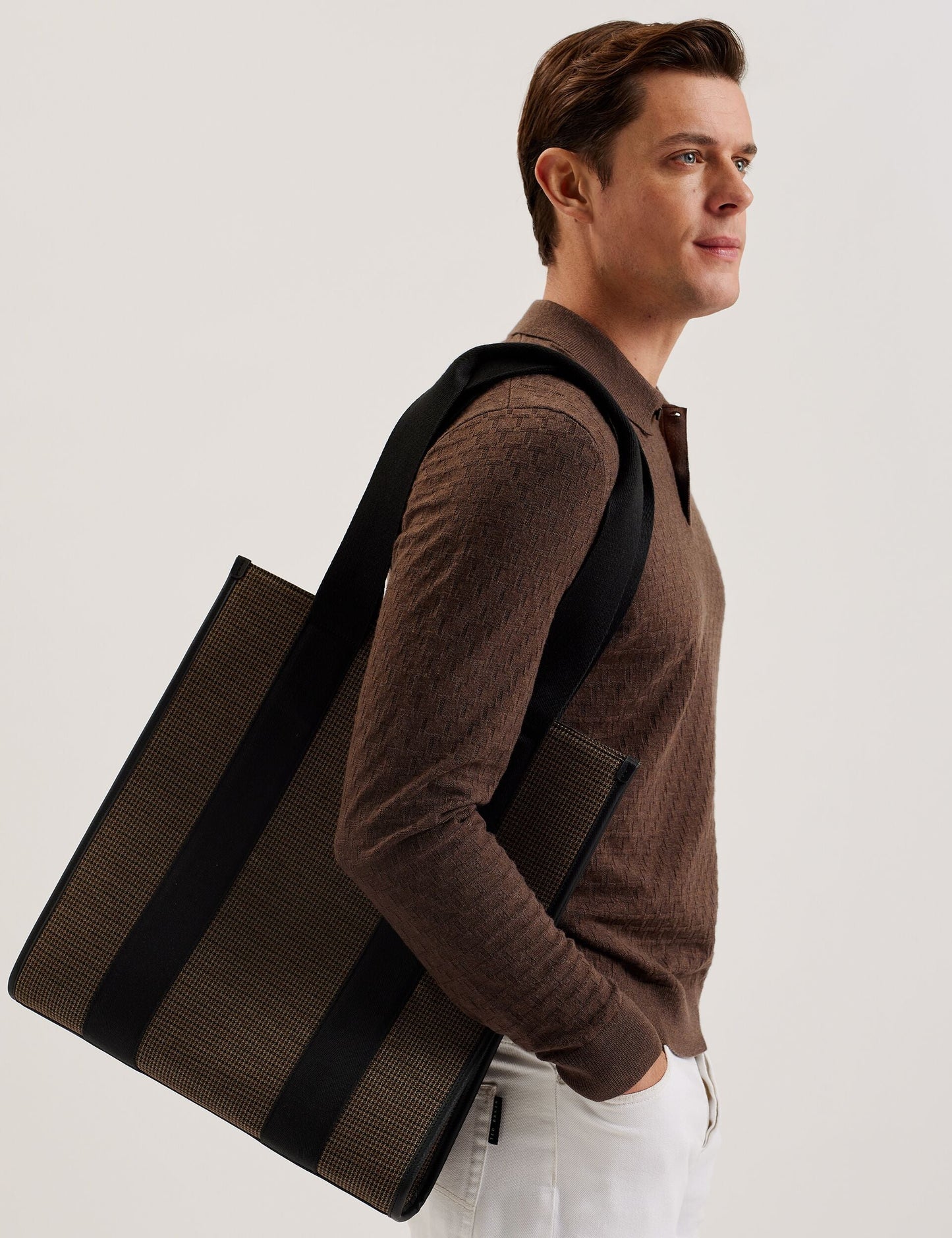 MALLICK | BLACK