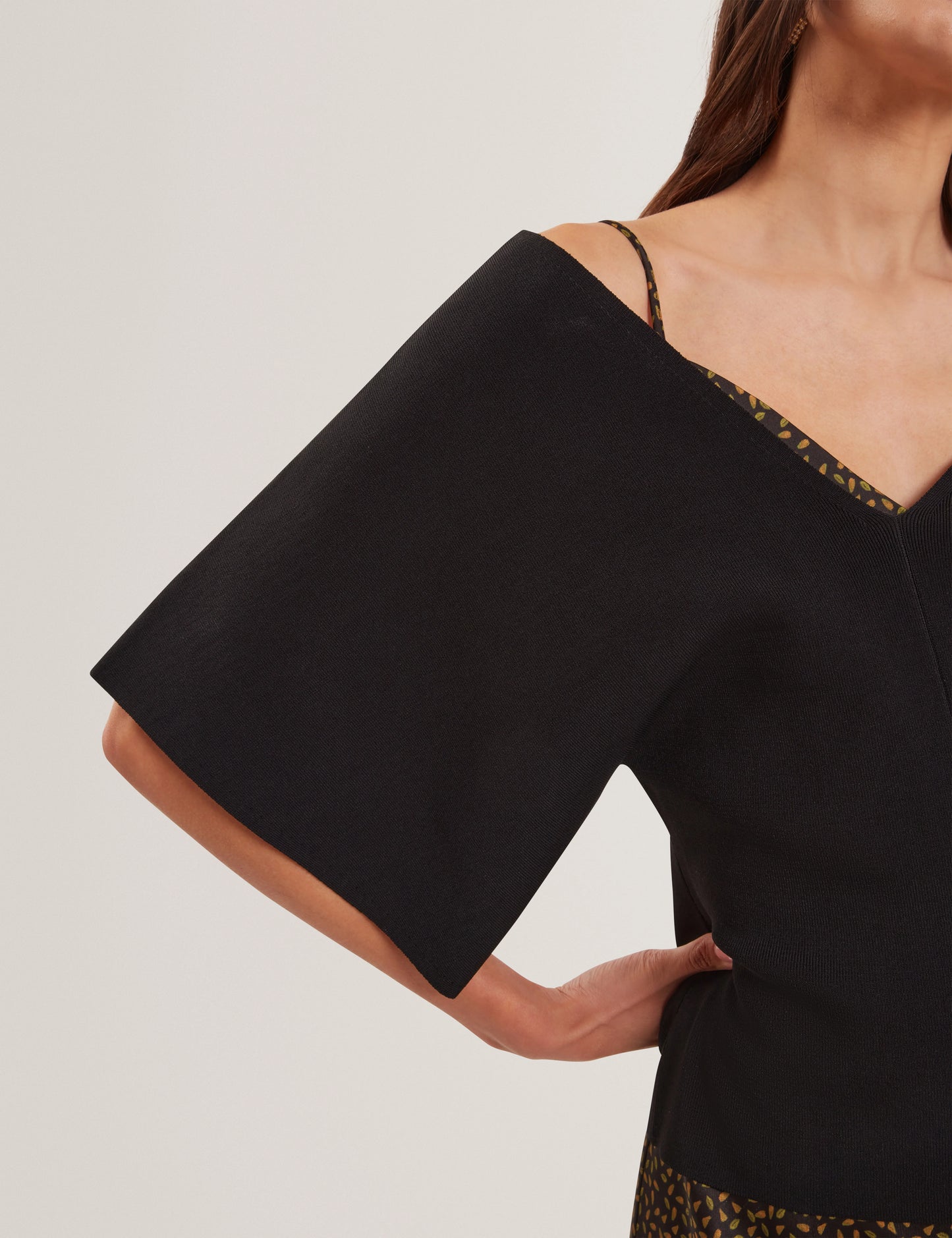 REGINAH | BLACK