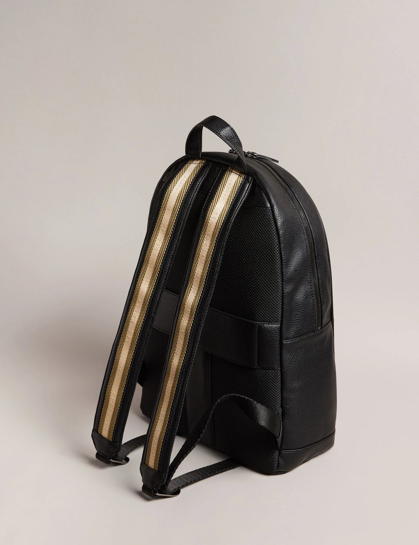 KAILEB | BLACK