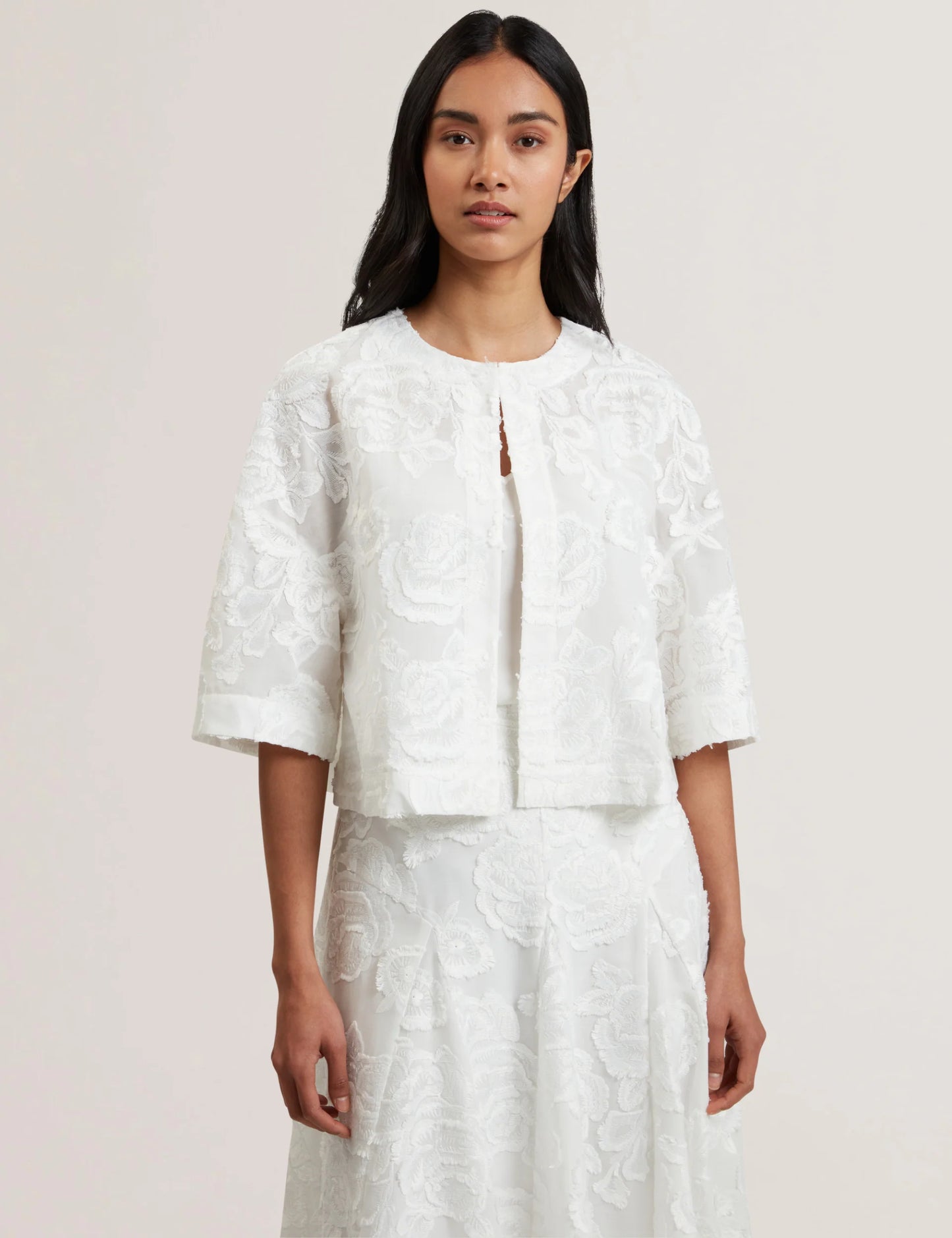 FAELA | WHITE