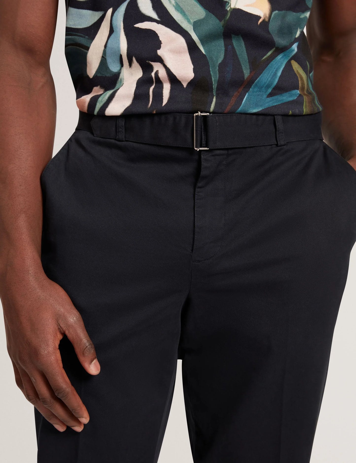 ARMODO | BLACK
