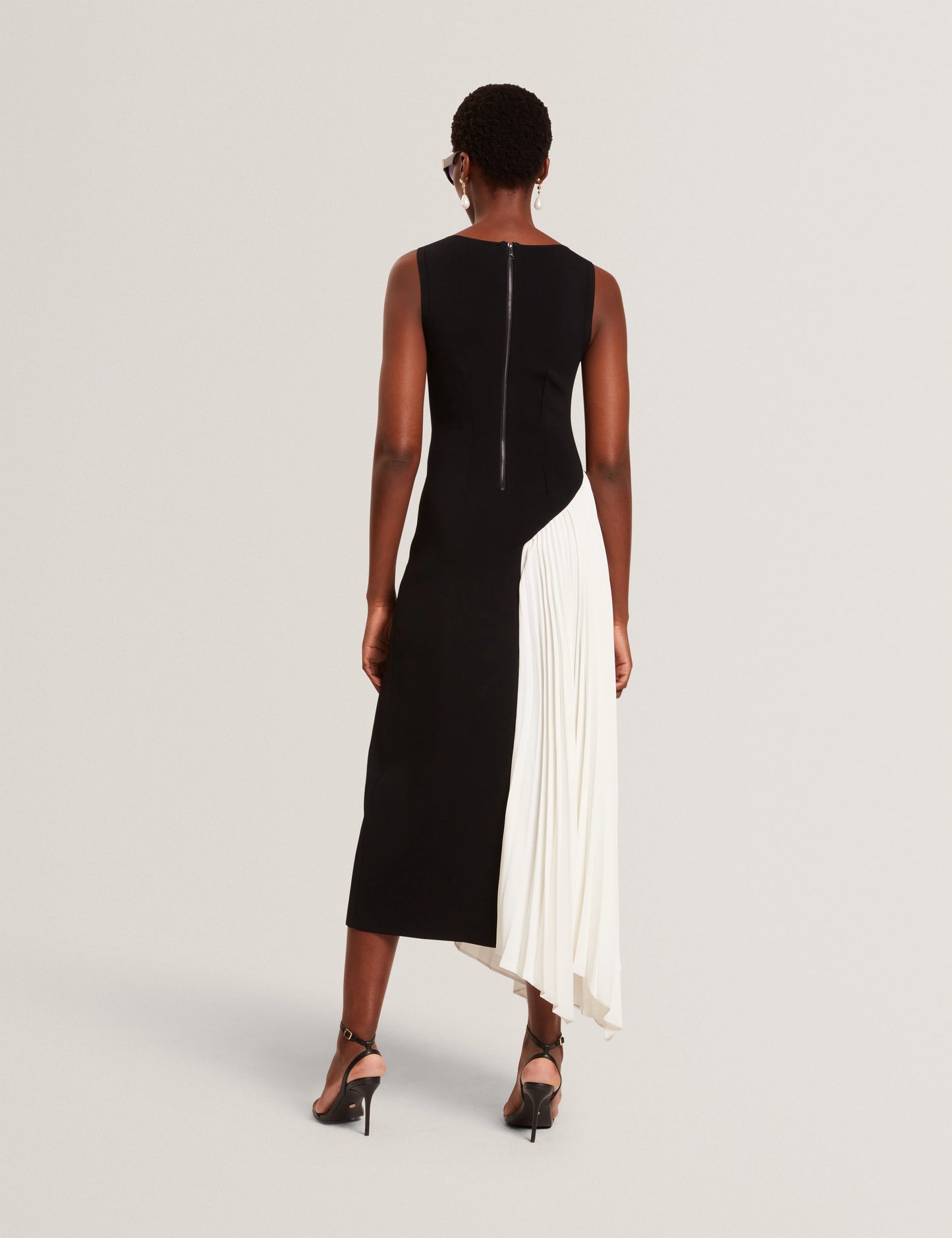ZEERA | BLACK