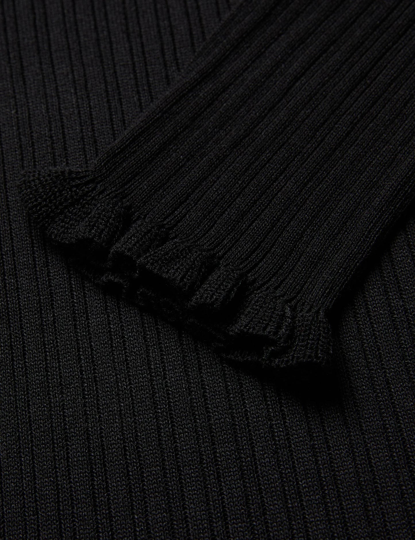 JANITTT | BLACK