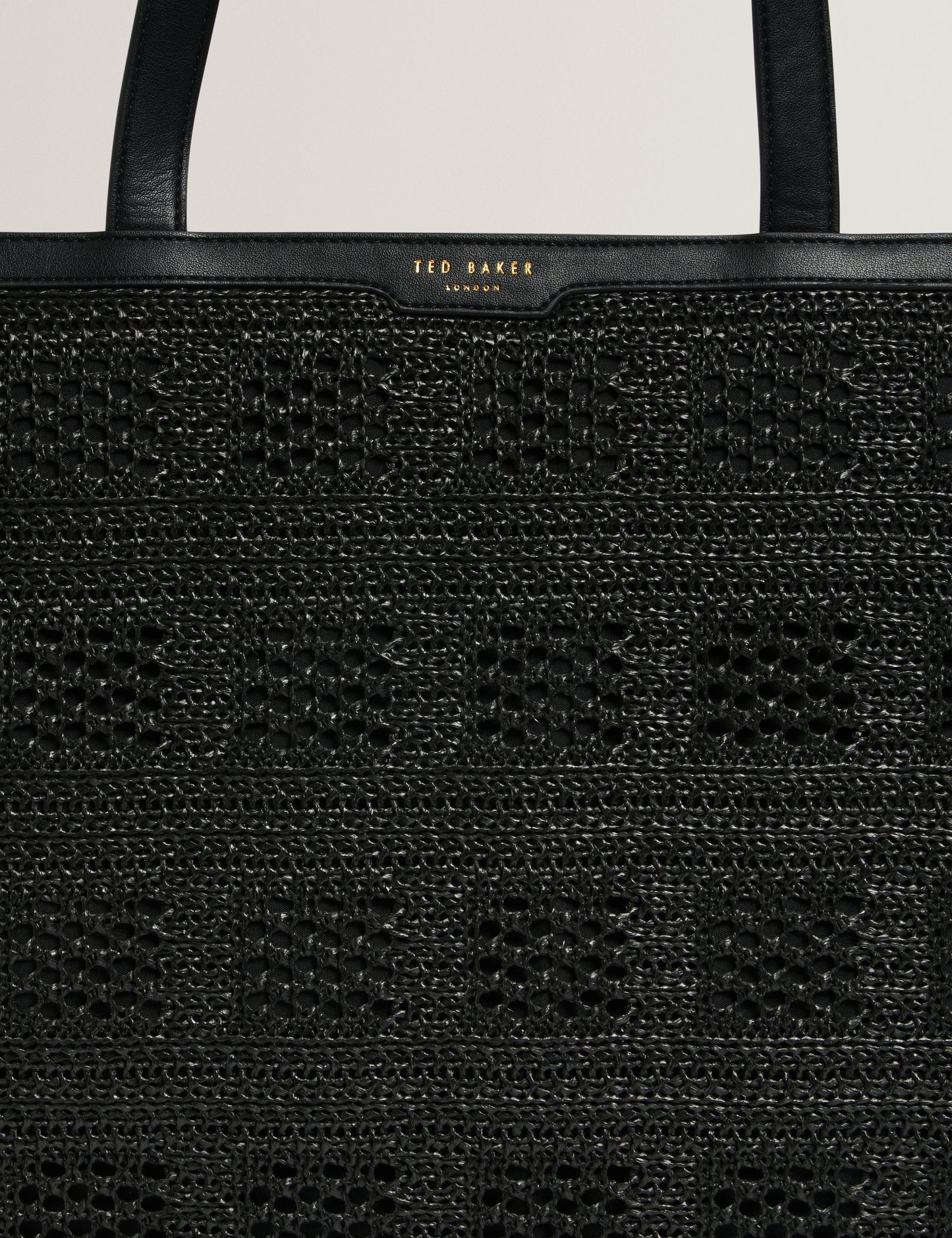 PAMYLAA | BLACK