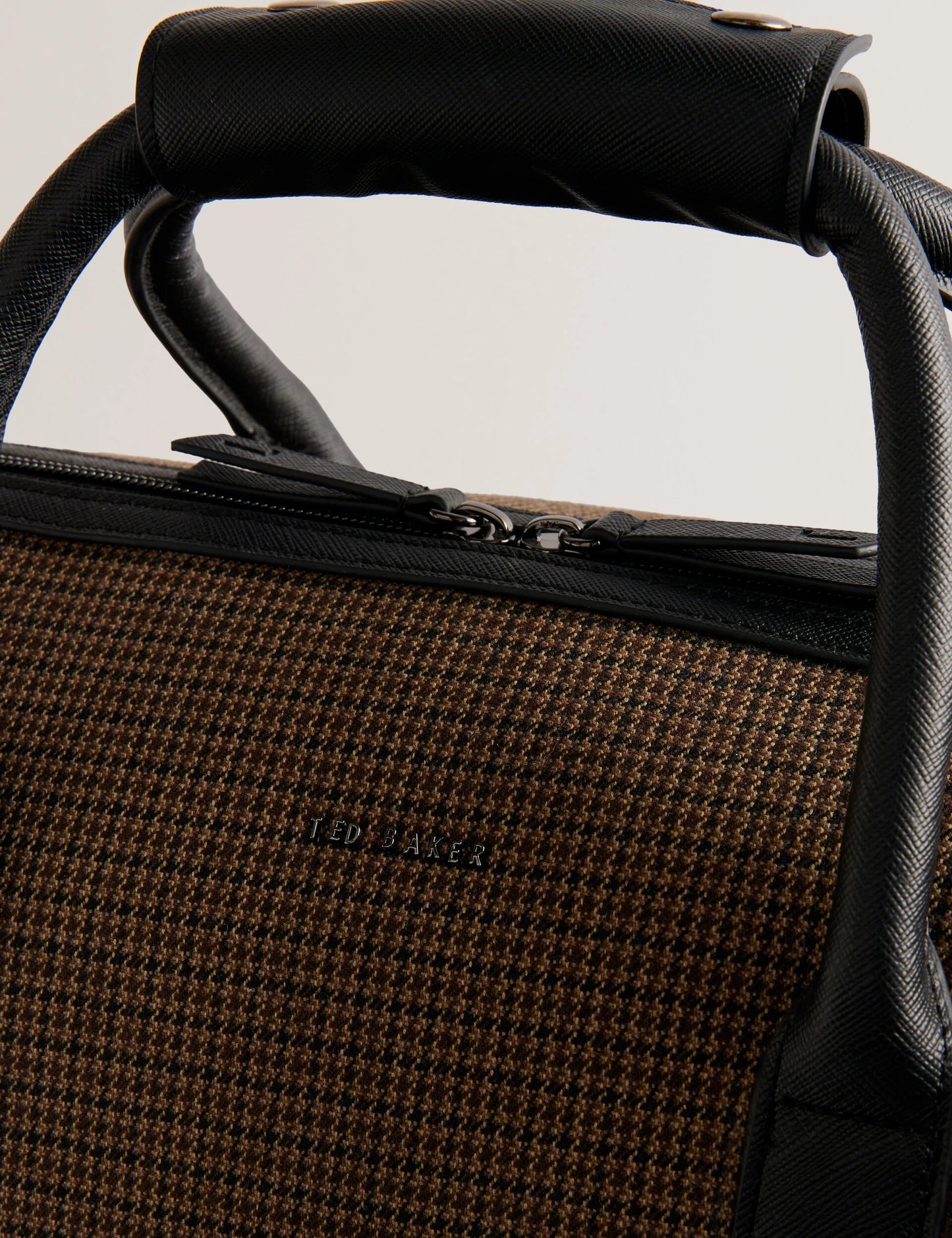 MALCOM | BLACK