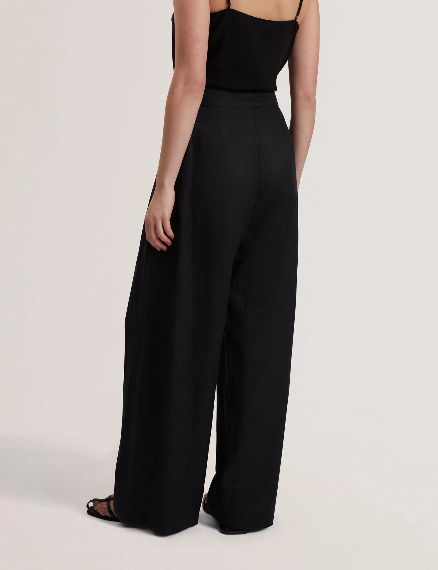 KYFAAT | BLACK