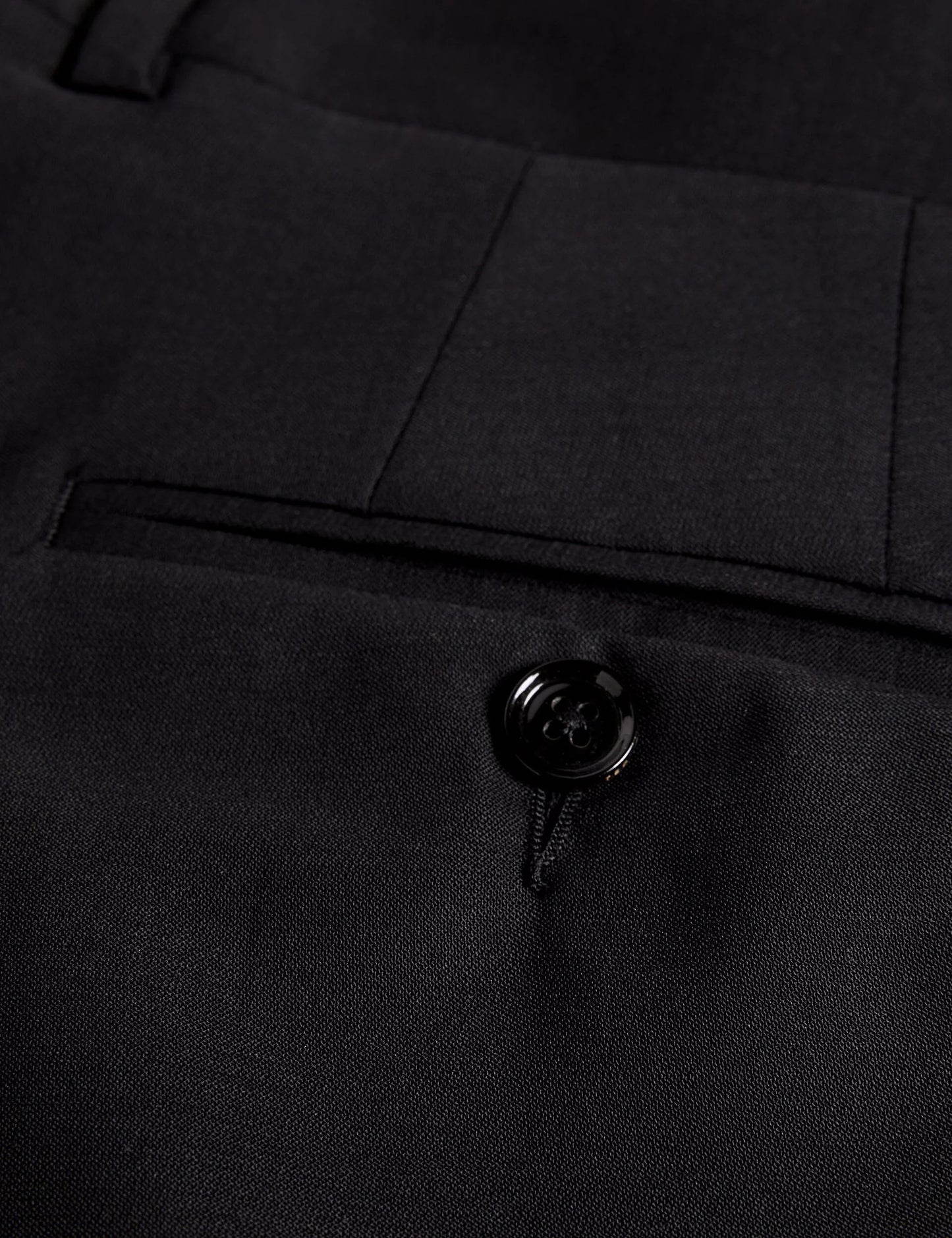 CLASSICS | BLACK