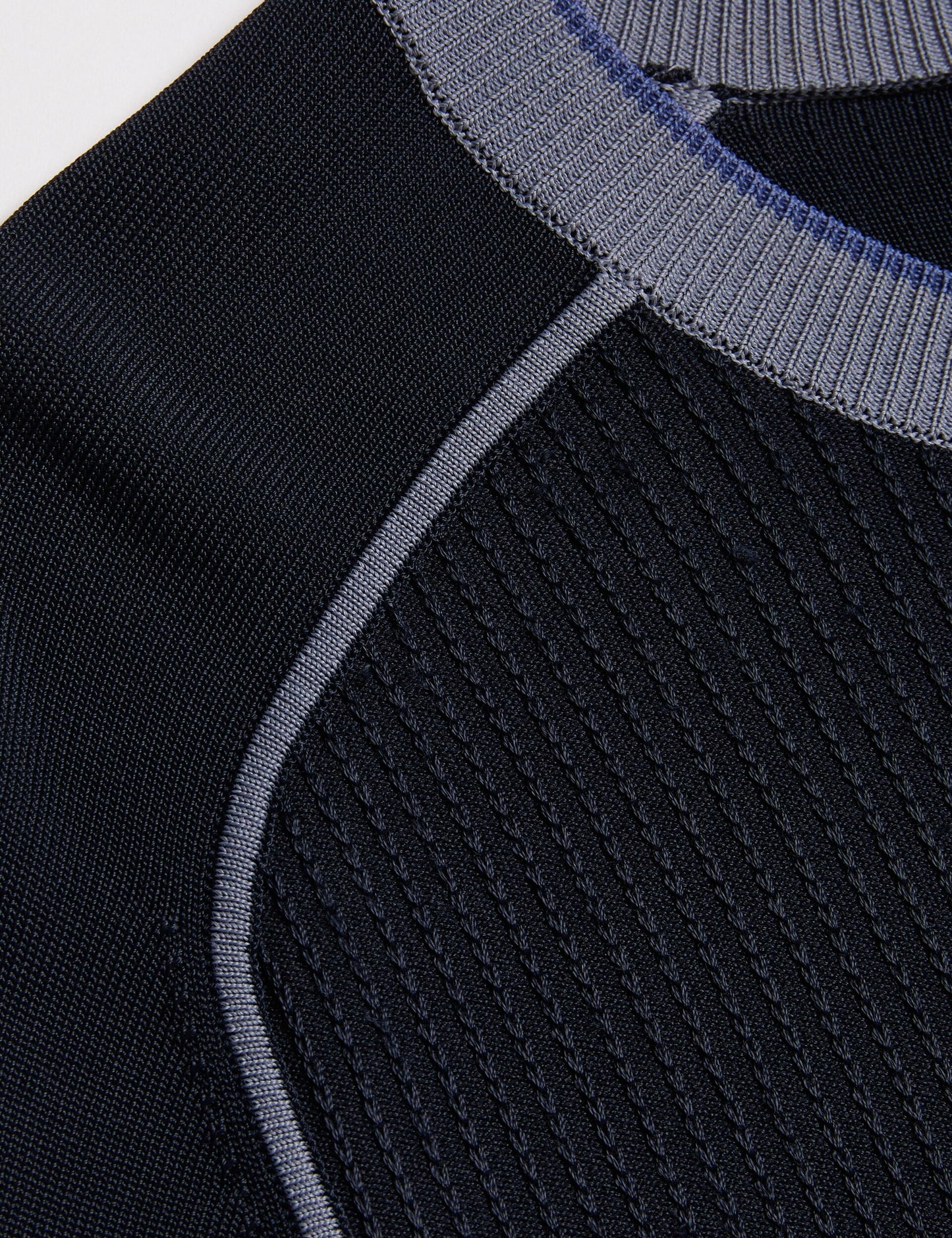 TOREZ | NAVY