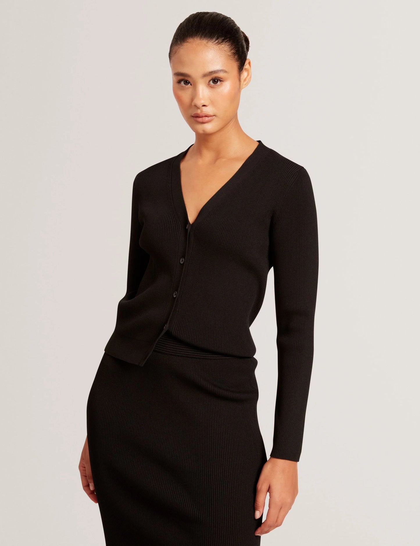 V-NECK CARDIGAN WITH RIB | RICH BLACK