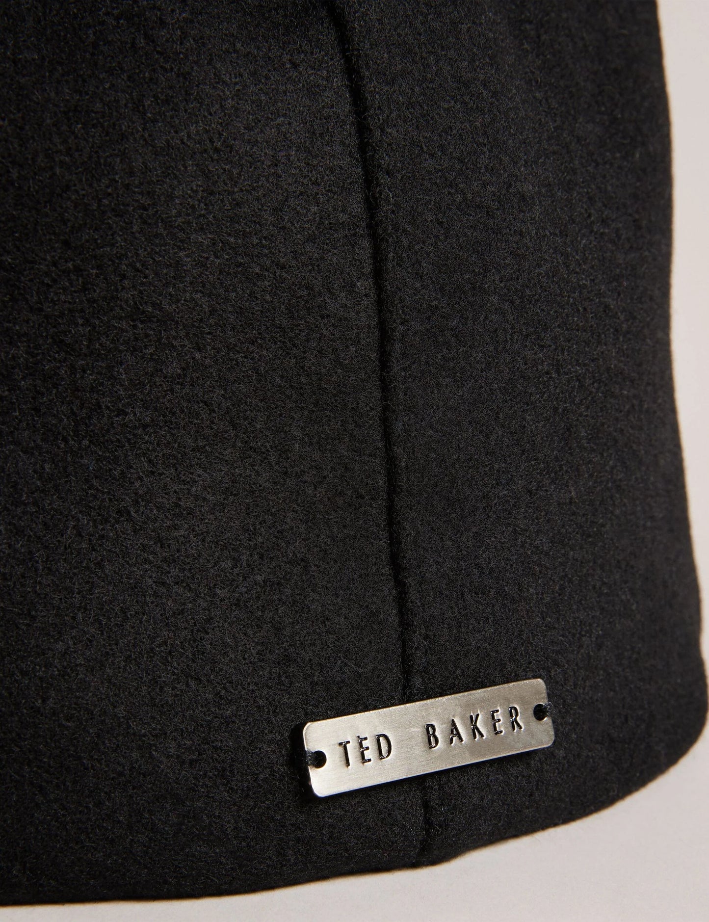 ALFREDS | BLACK