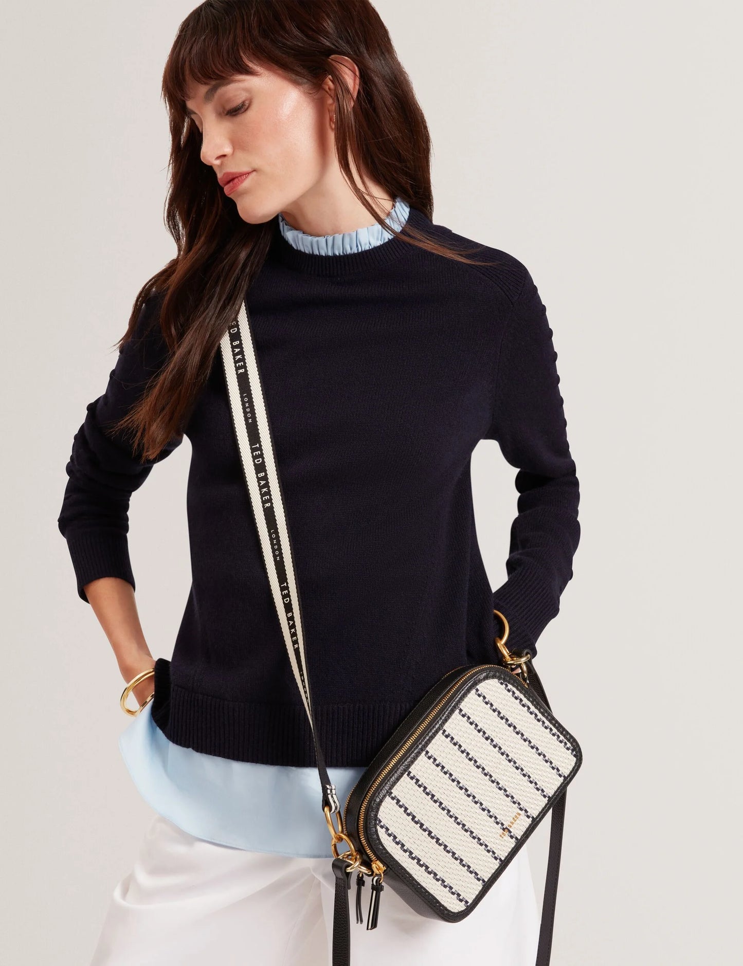 RIVEA | BLACK