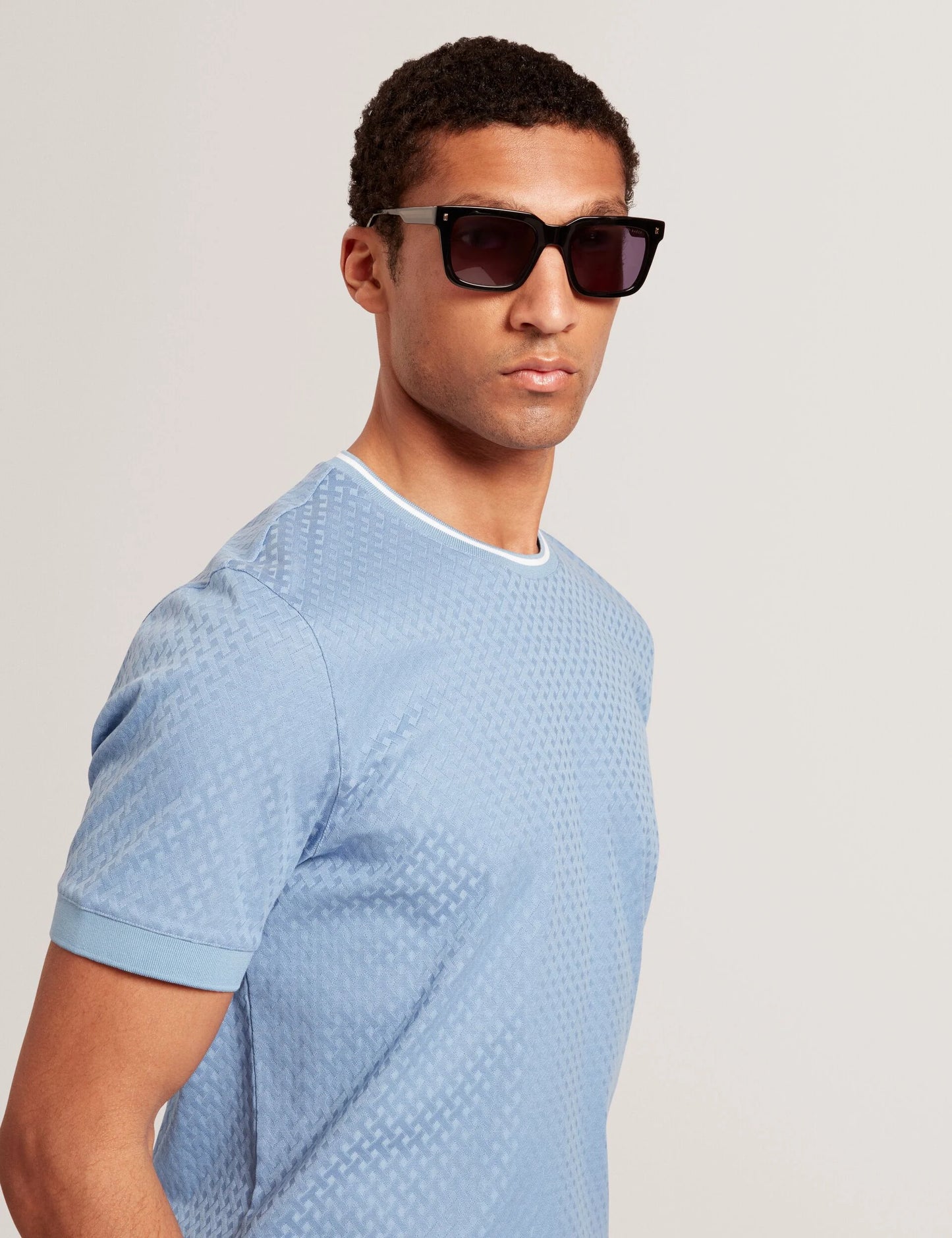 HAGEN | LT-BLUE