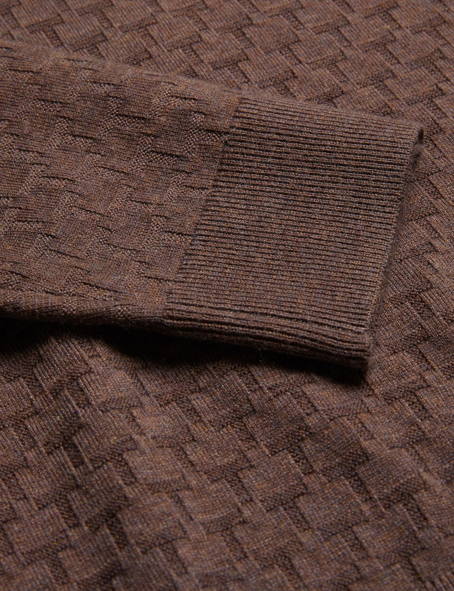 MORAR | DK-BROWN