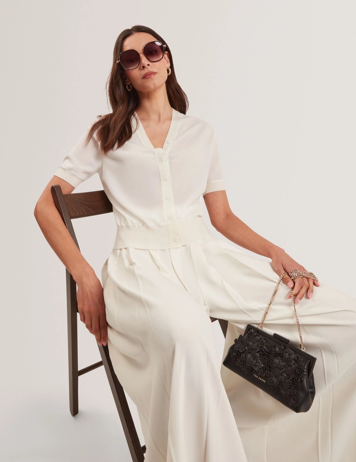 OFINA | WHITE