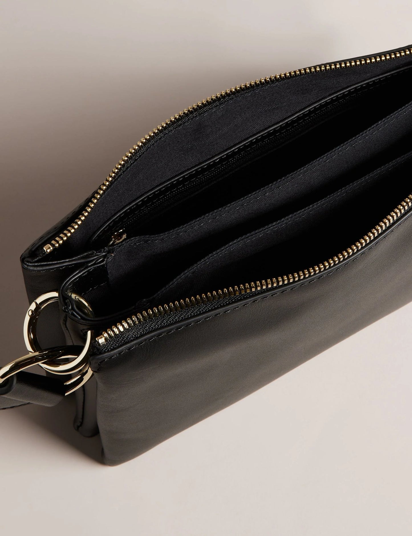 DARCEYY | JET-BLACK